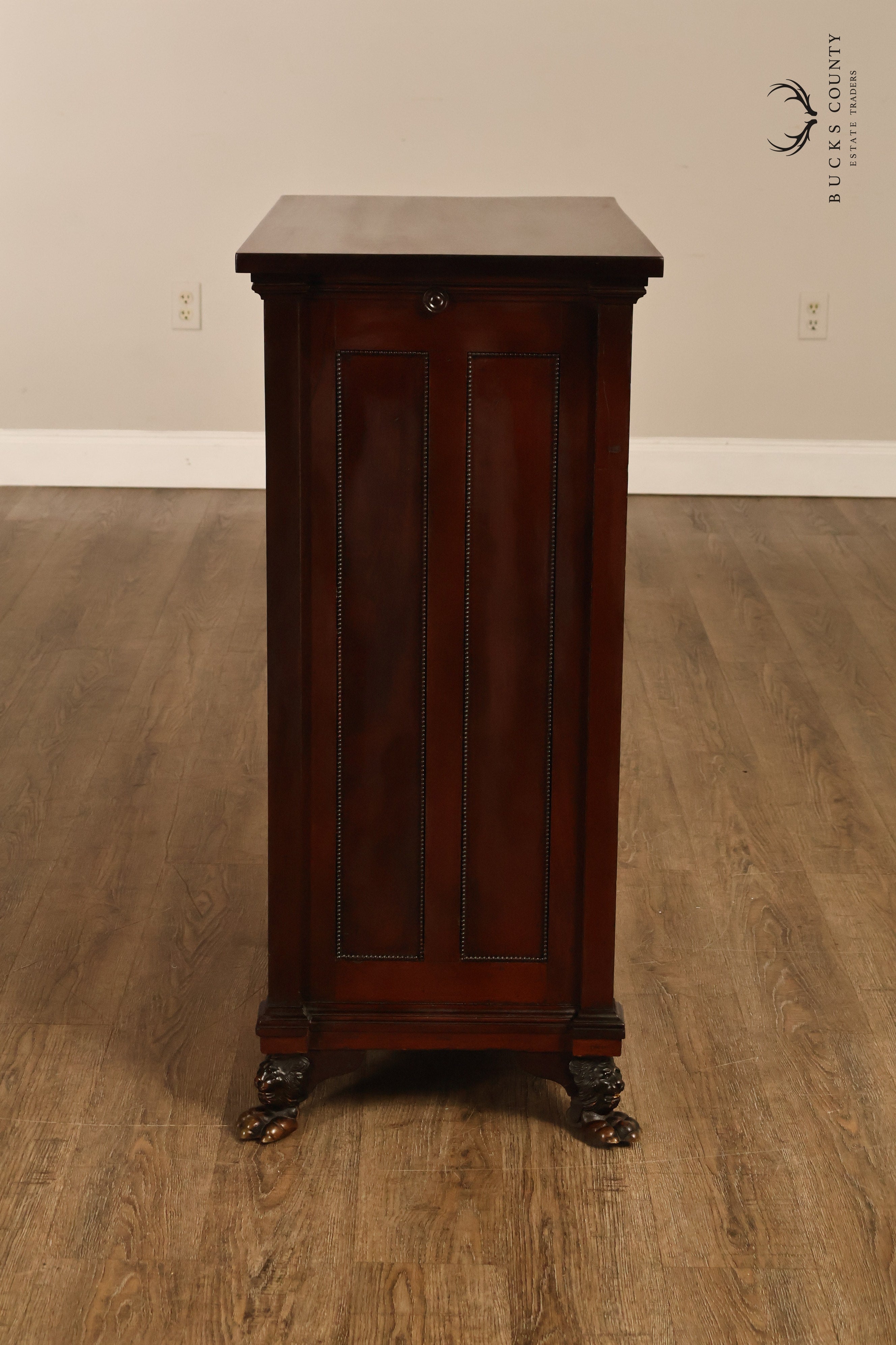 Antique Victorian Mahogany Chest Of Drawers With Brass Lion Paw Feet