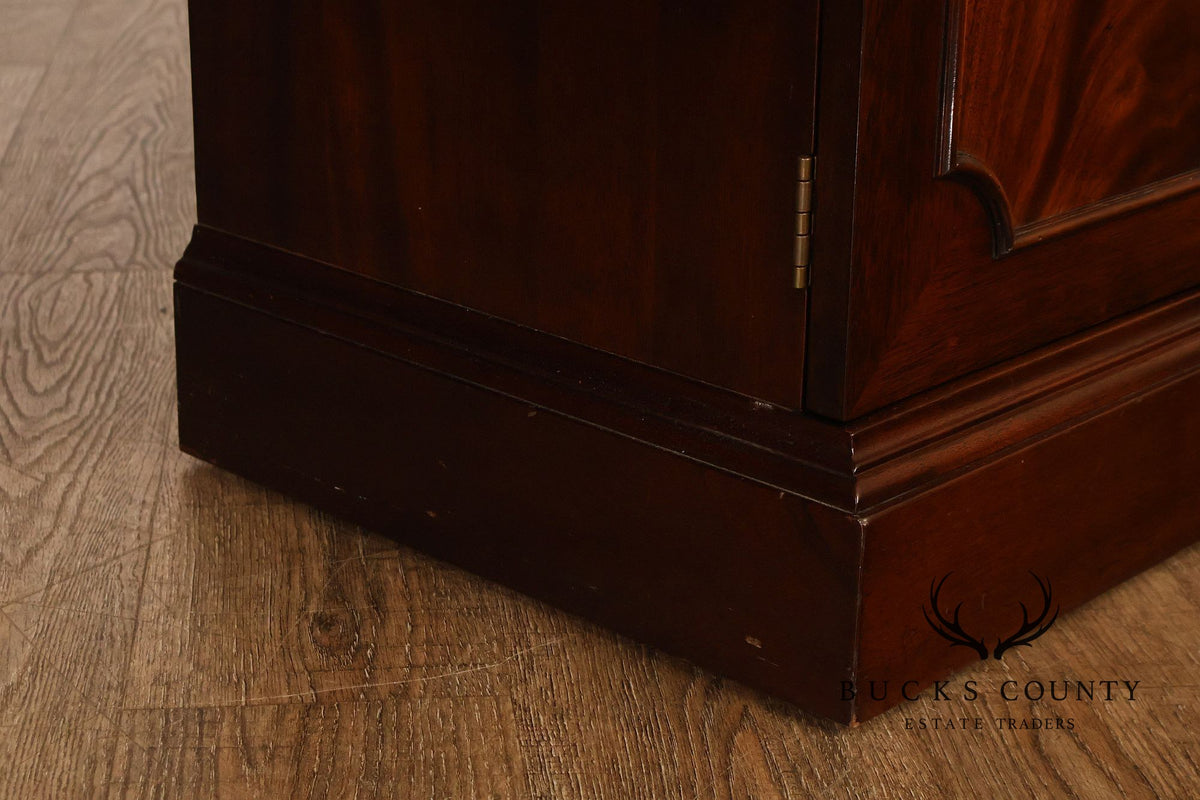 Stickley Georgian Style Mahogany Bookcase Breakfront