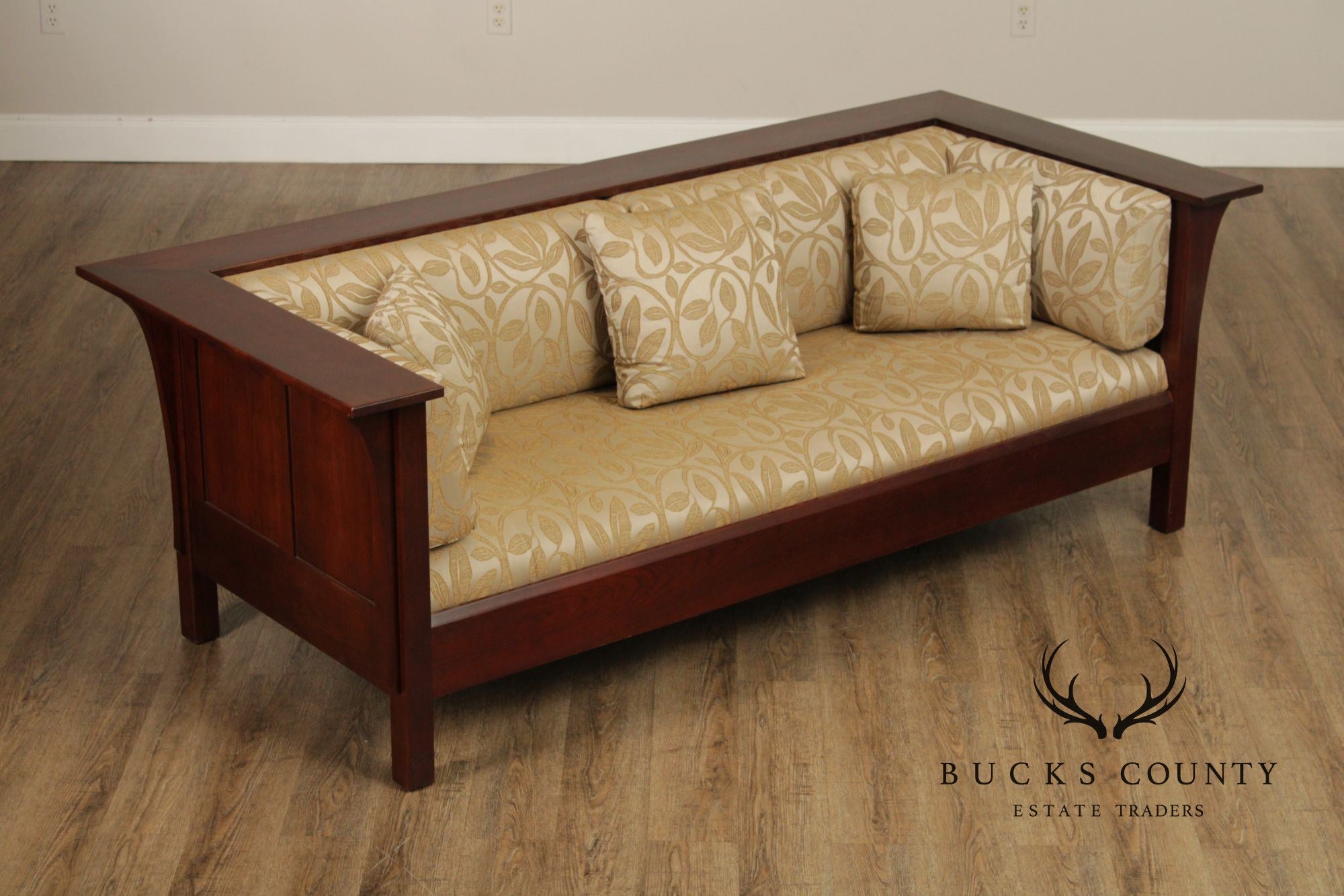 Stickley Mission Collection Cherry Prairie Settle