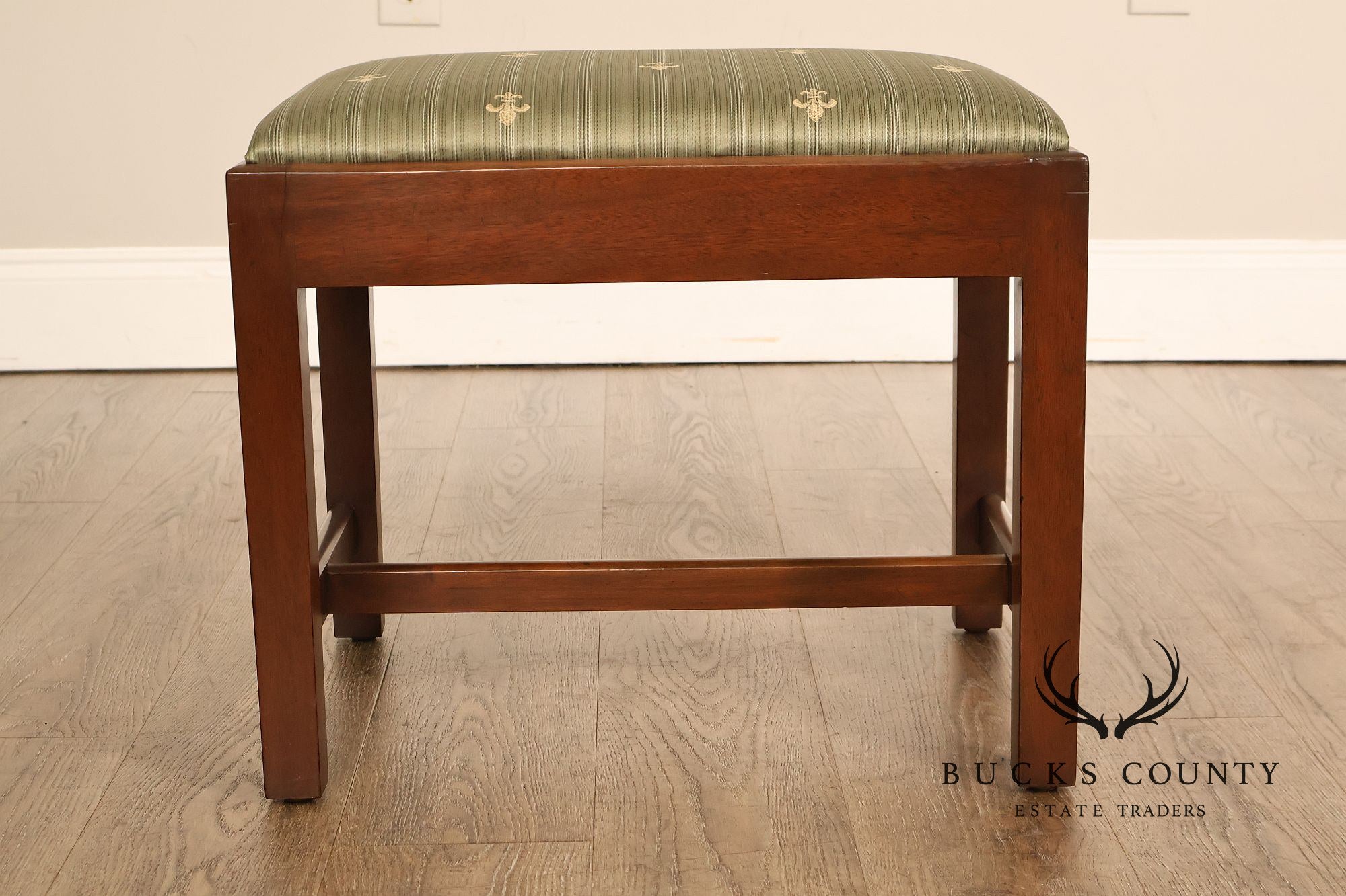 Kittinger Williamsburg Adaptation Mahogany Footstool