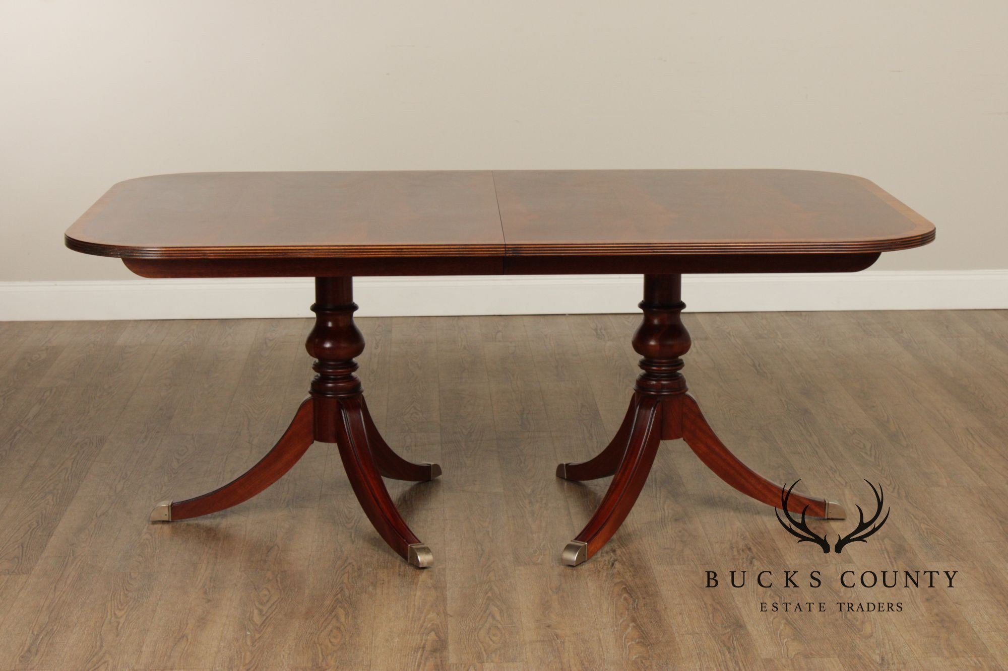 Ethan Allen Newport Collection Mahogany Abbott Dining Table