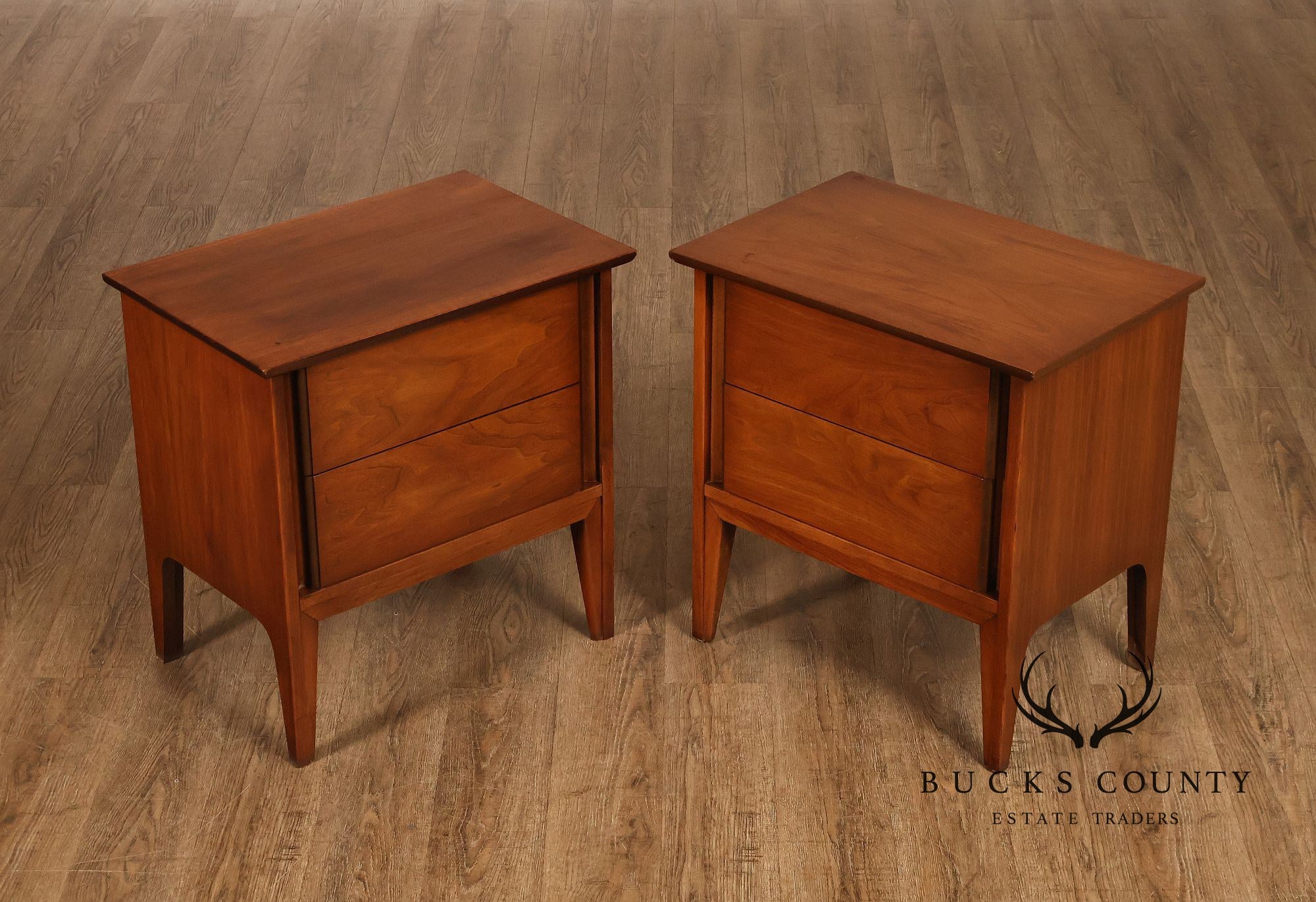 Mid Century Modern Pair of Walnut Nightstands