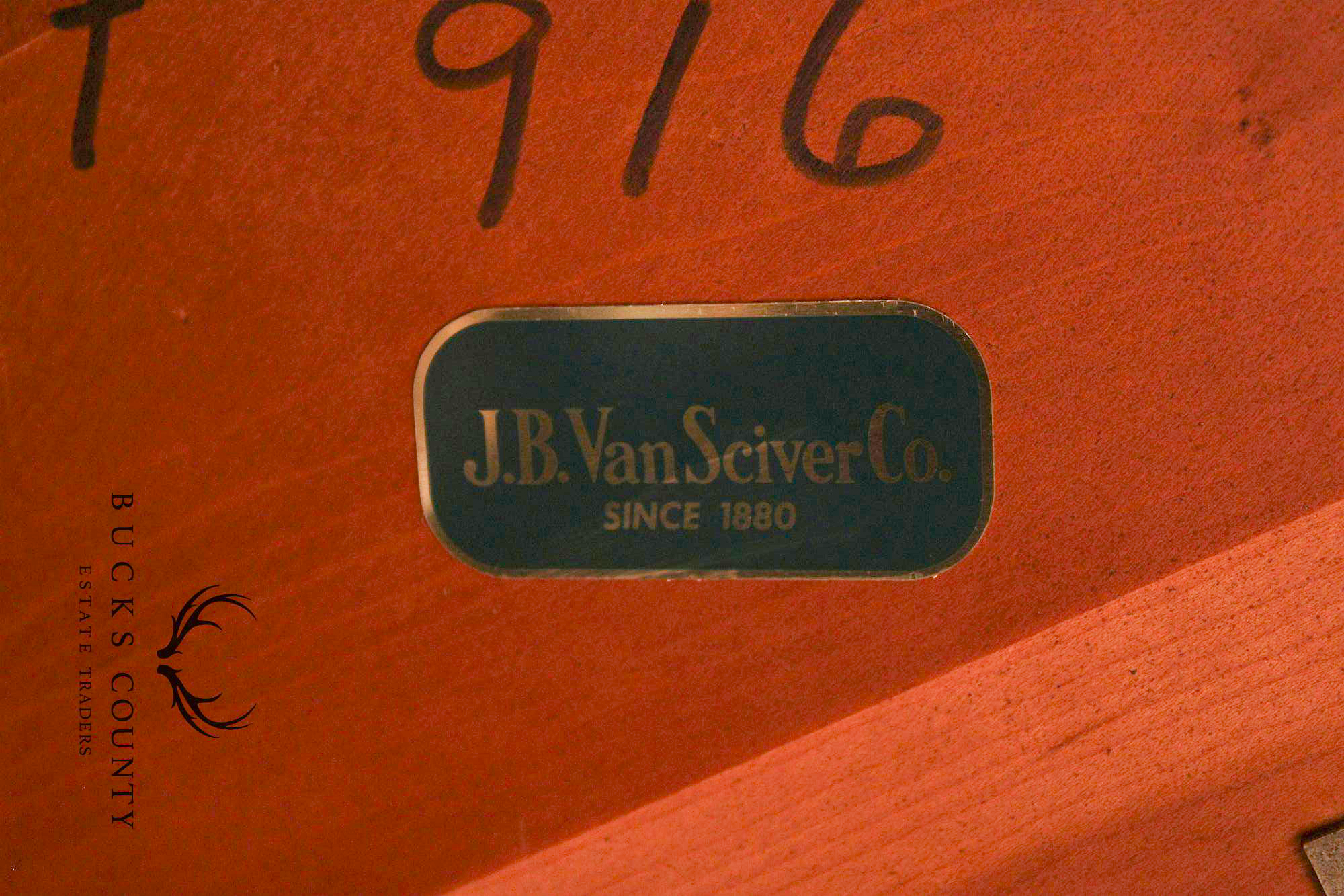 Sheraton Style Cherry Drop-Leaf Extendable Dining Table