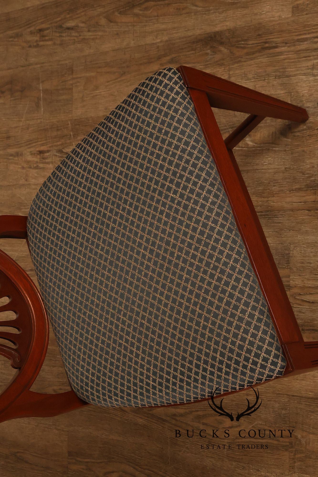 Hepplewhite Style Vintage 1940's Set of 6 Mahogany Shield Back Dining Chairs