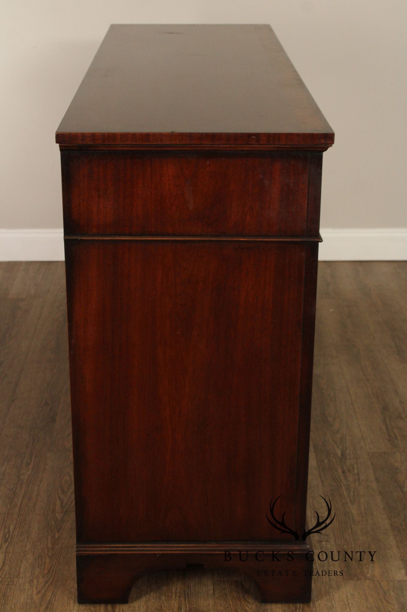 Henredon Georgian Style Mahogany Double Chest