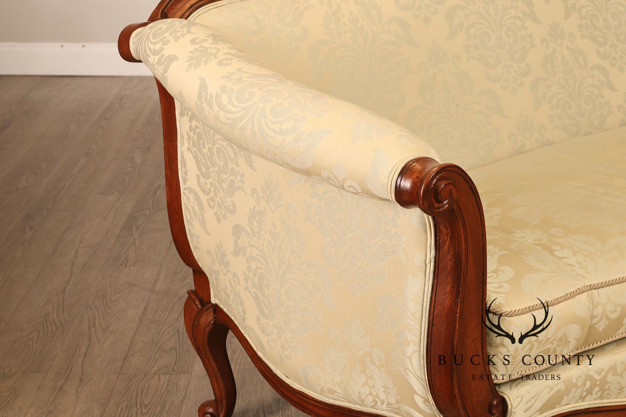 Ethan Allen French Louis XV Style Camelback Sofa