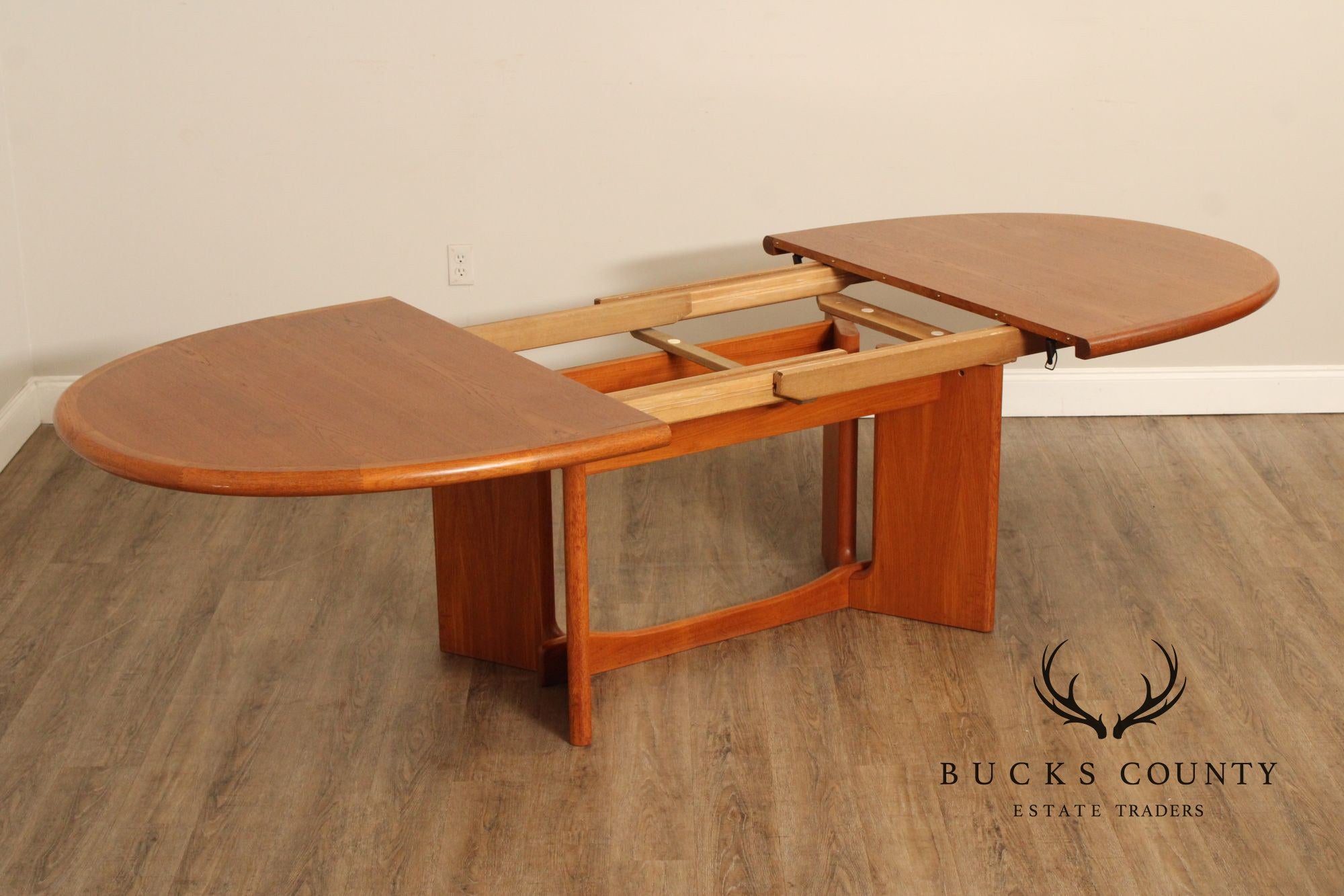 Ansager Møbler Danish Modern Teak Expandable Oval Top Dining Table