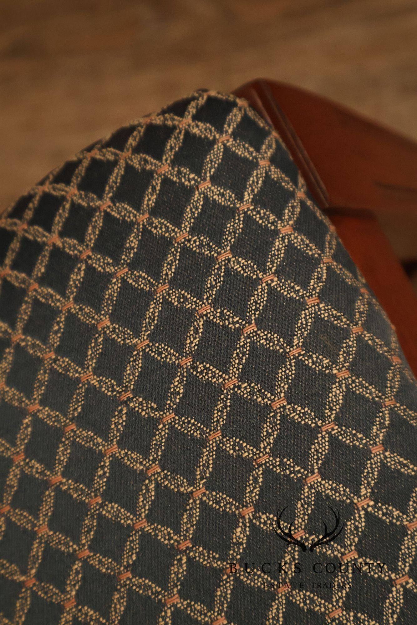 Hepplewhite Style Vintage 1940's Set of 6 Mahogany Shield Back Dining Chairs