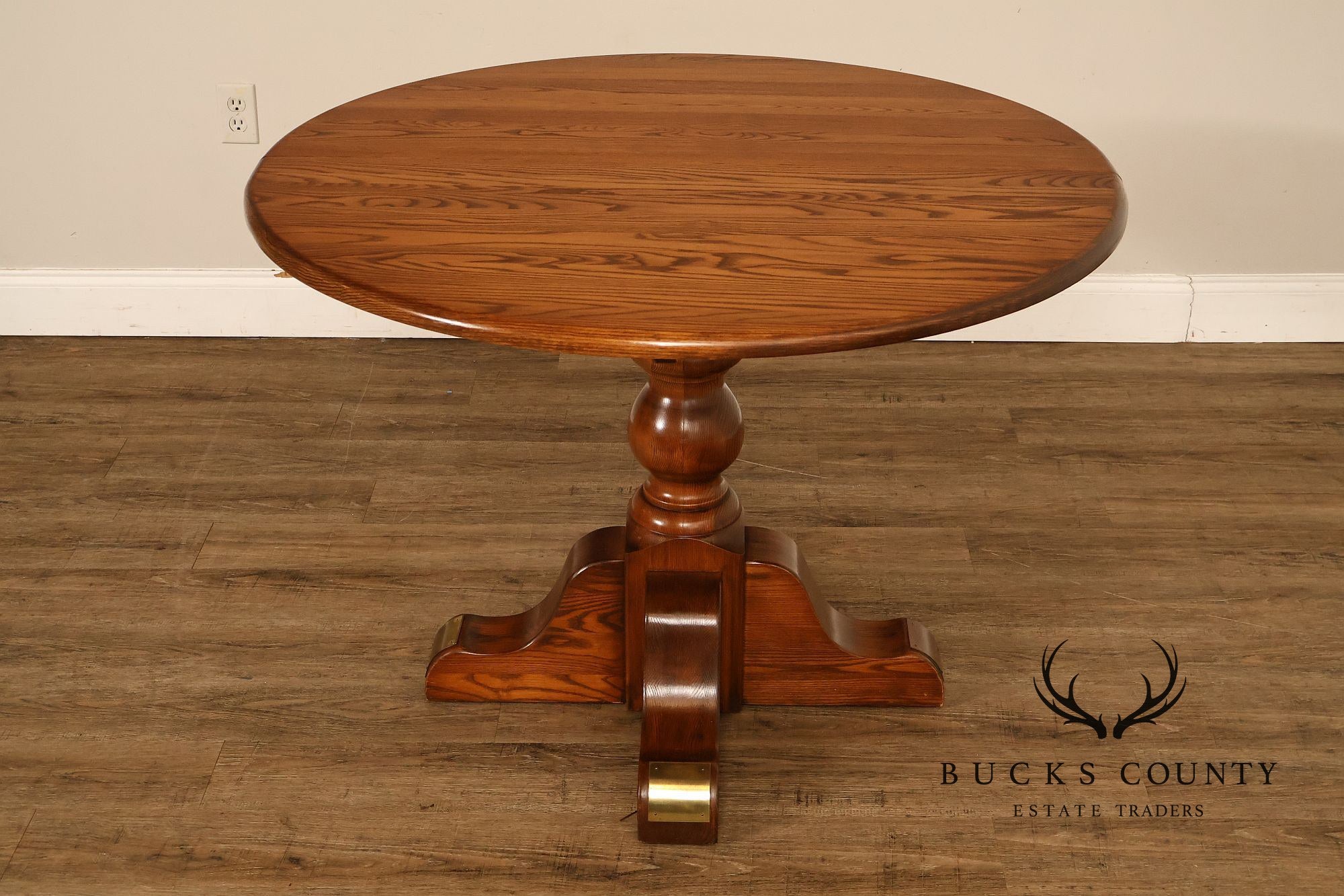 Vintage 42 Inch Oak Round Pedestal Dining Table With Leaf