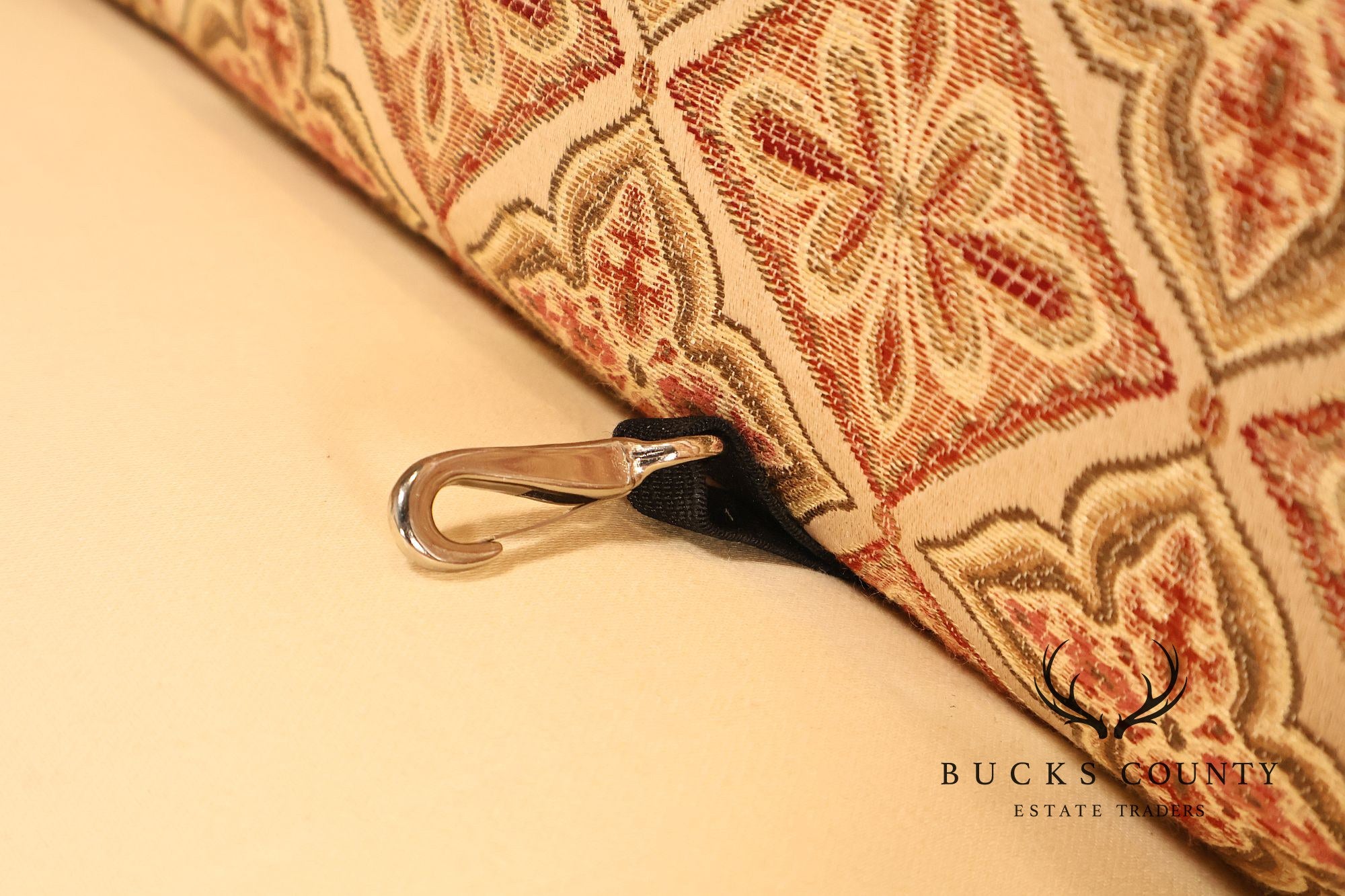 Harden Custom Upholstered Traditional Left Chaise Lounge