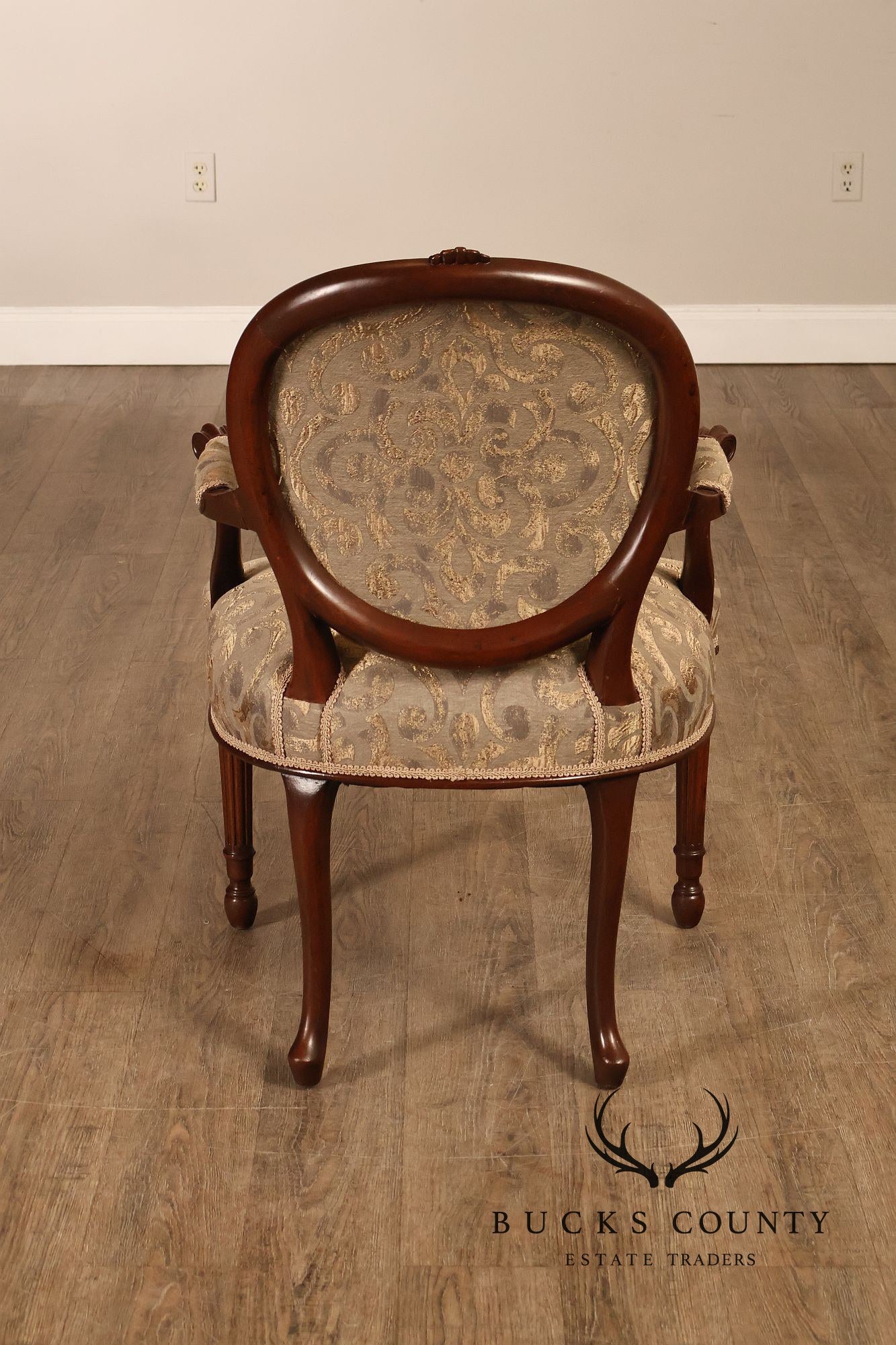 Hepplewhite Inspired Set Of Eight Mahogany Carved Oval Back  Dining Chairs
