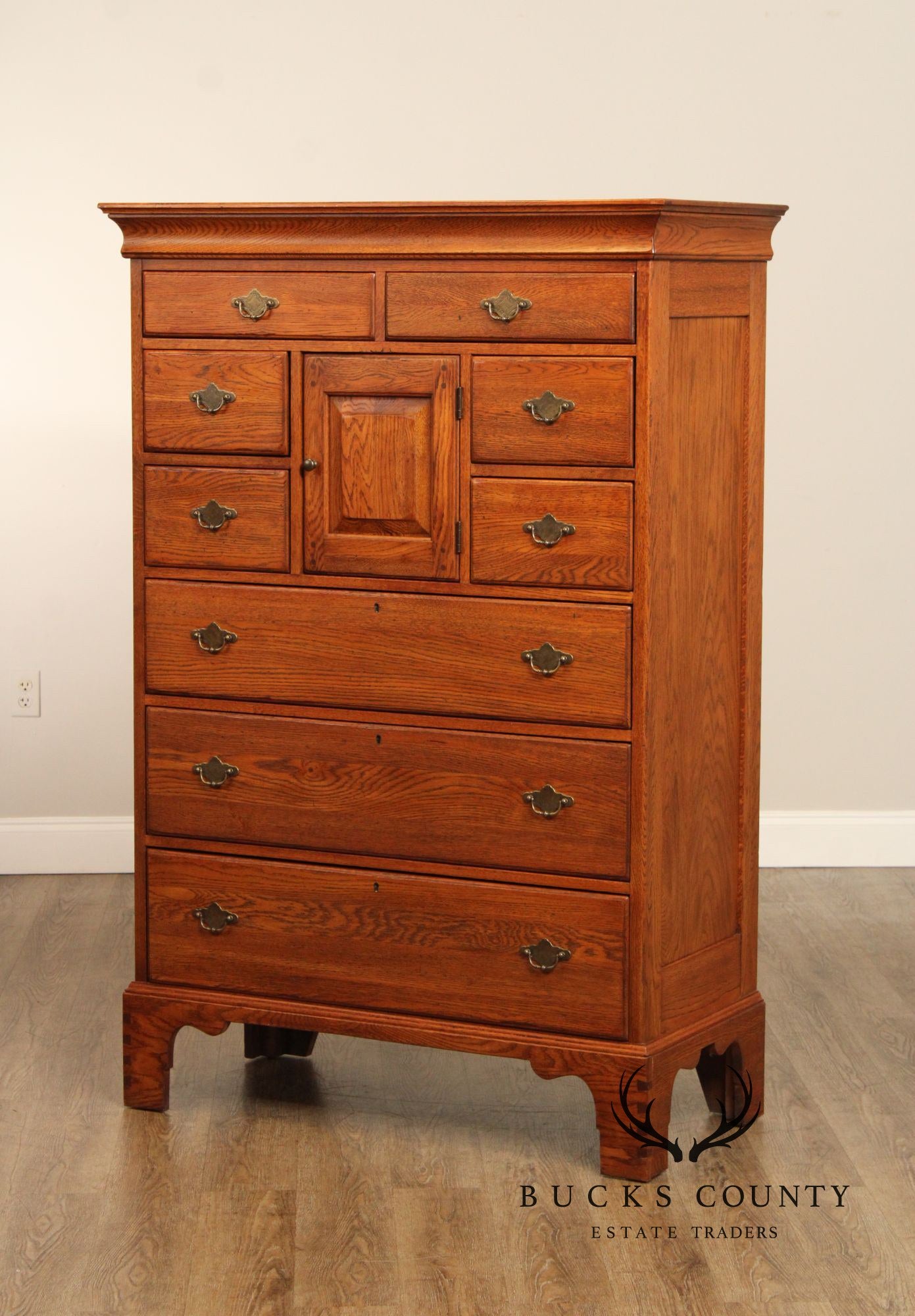 Lineage Chippendale Style Oak Door Chest