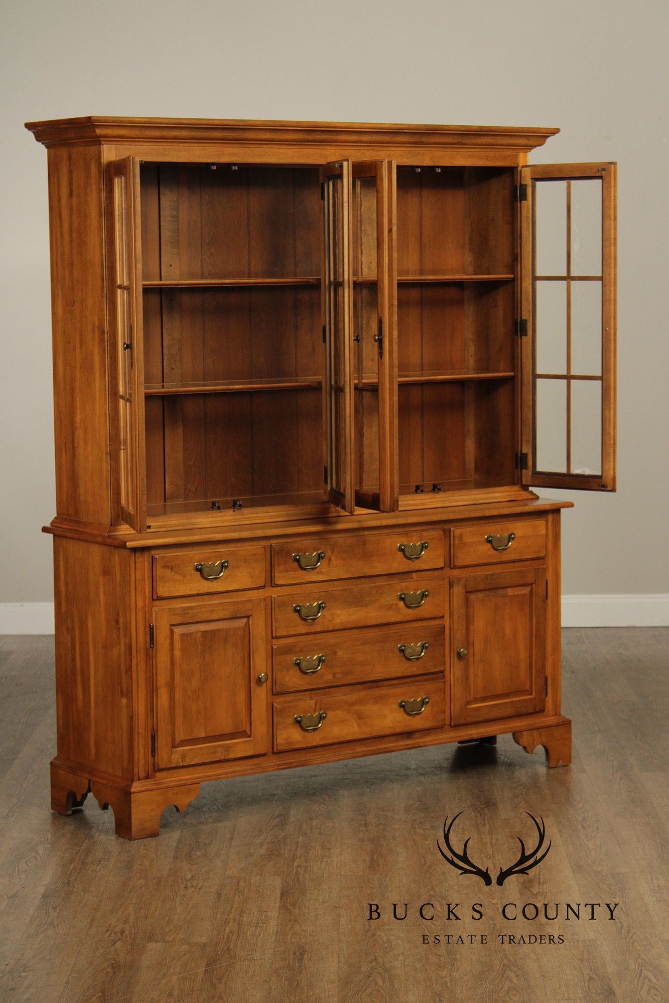 Ethan Allen 1776 Collection Maple Lighted China Cabinet