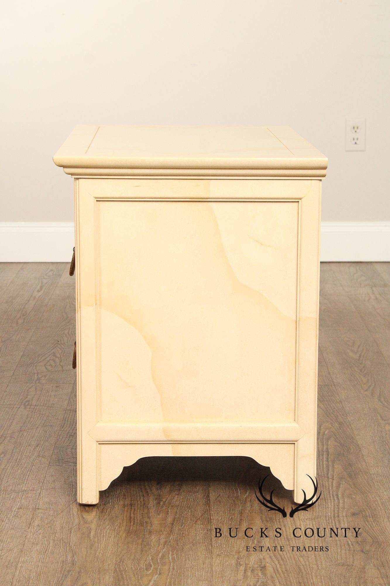 Henredon Villa Borghese Pair of Faux Goatskin Painted Nightstands