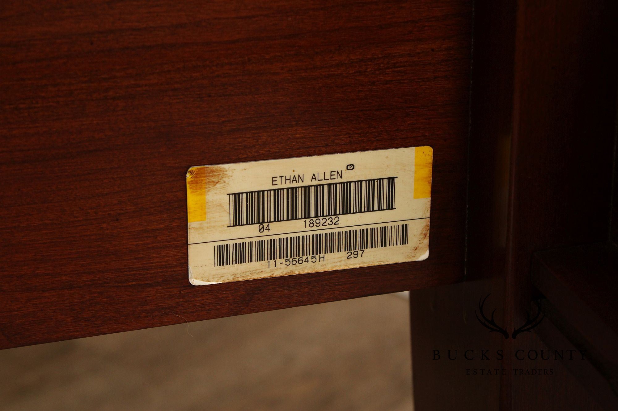 Ethan Allen 'Georgian Court' Cherry Rice Carved Queen  Size Poster Bed