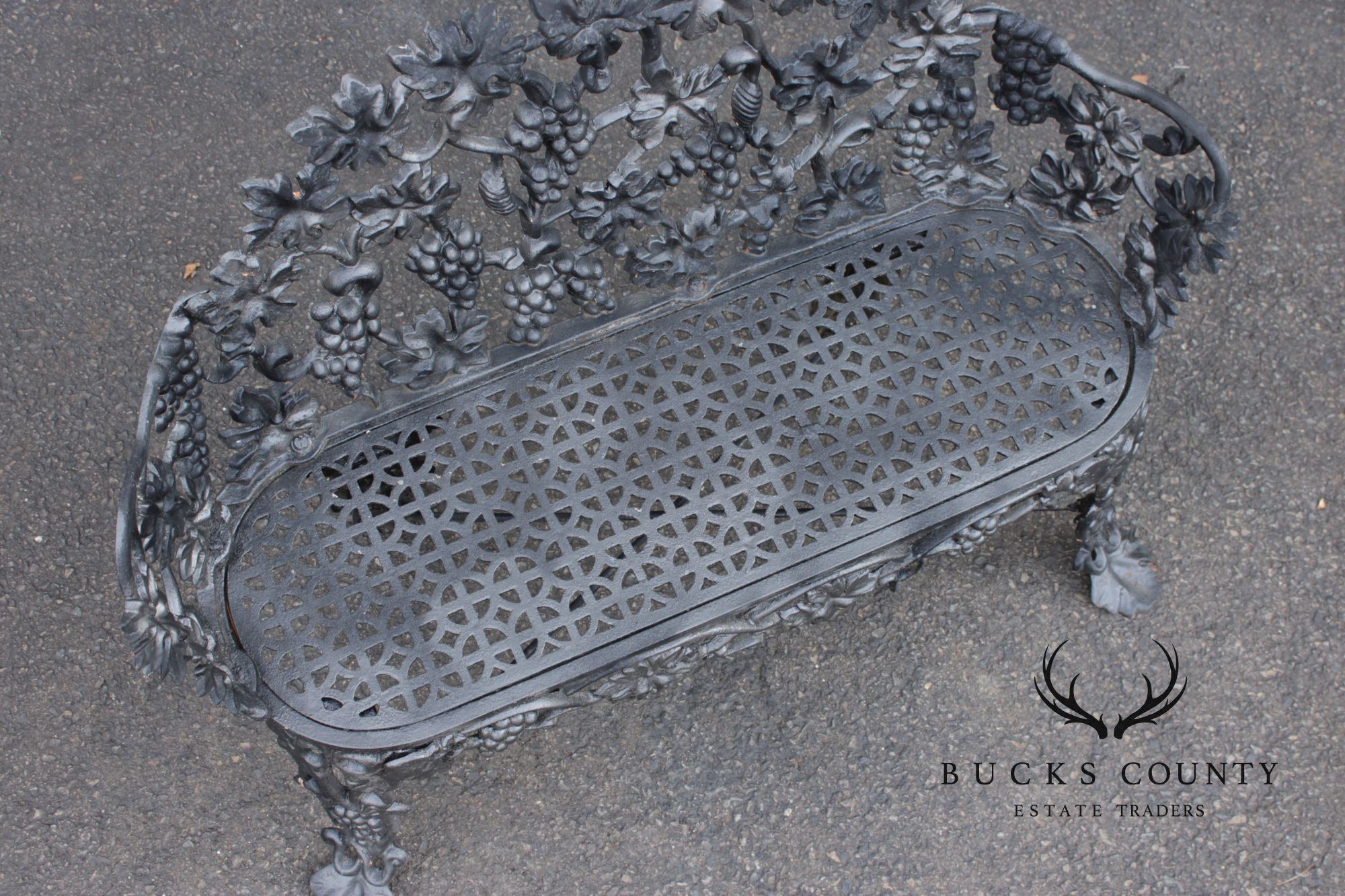 Antique Victorian Style Cast Iron Outdoor Garden Bench