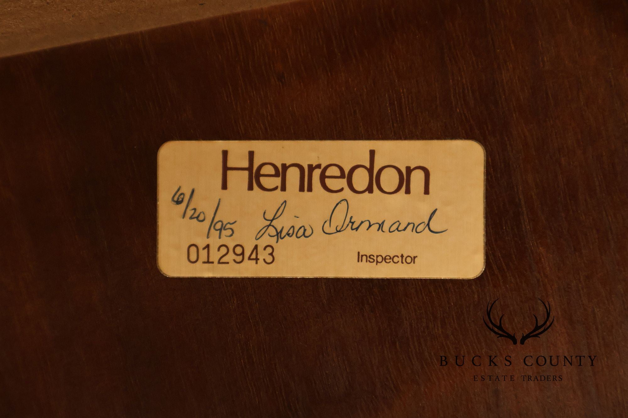 Henredon Rittenhouse Square Collection Chippendale Style Mahogany Expandable Dining Table