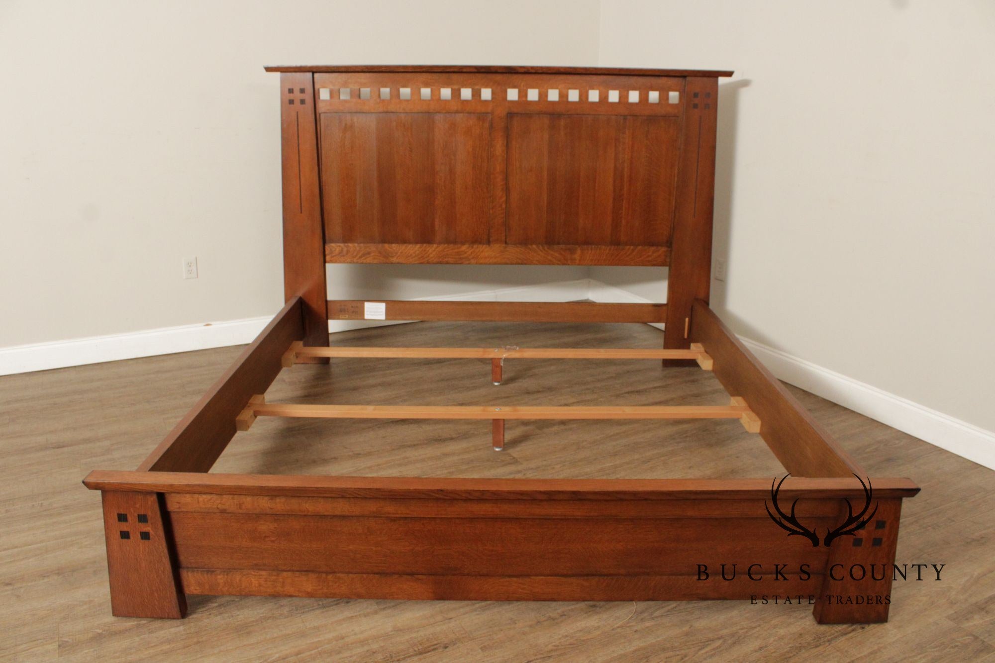 Stickley Highlands Collection King Size Oak Bed Frame