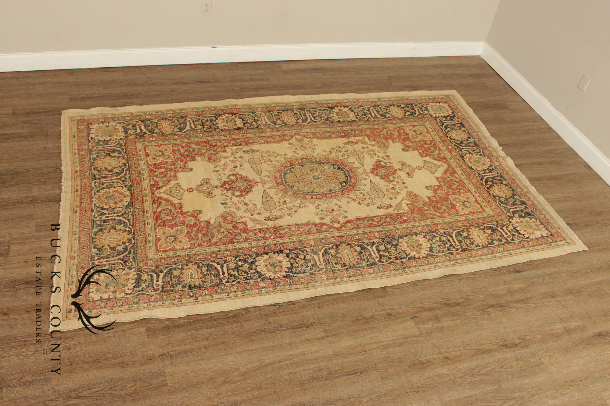 Peshawar Farahan Design Hand-Knotted Wool Area Rug – 6’ x 10’