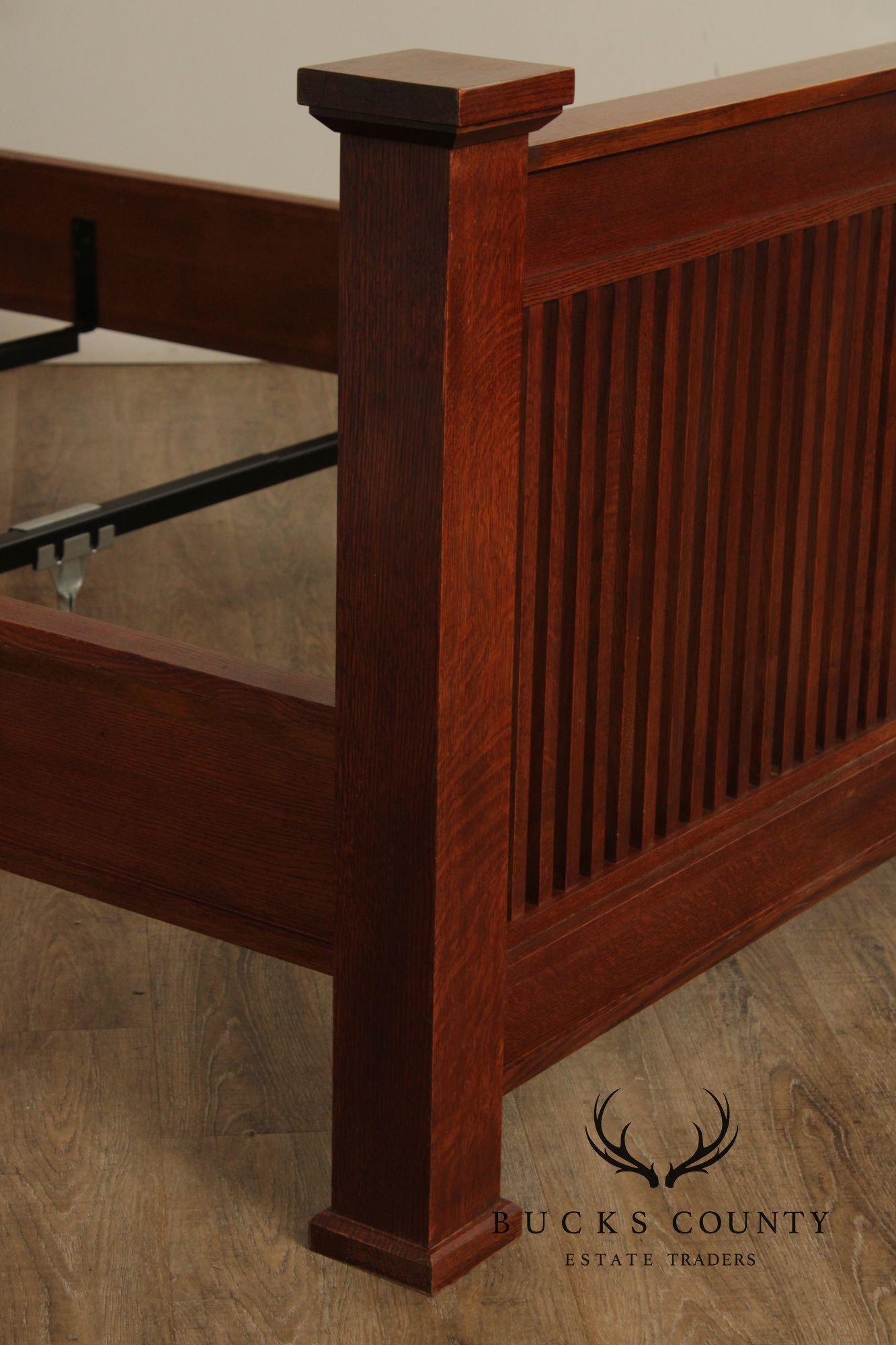 Stickley Mission Collection Queen Size Oak Prairie Spindle Bed