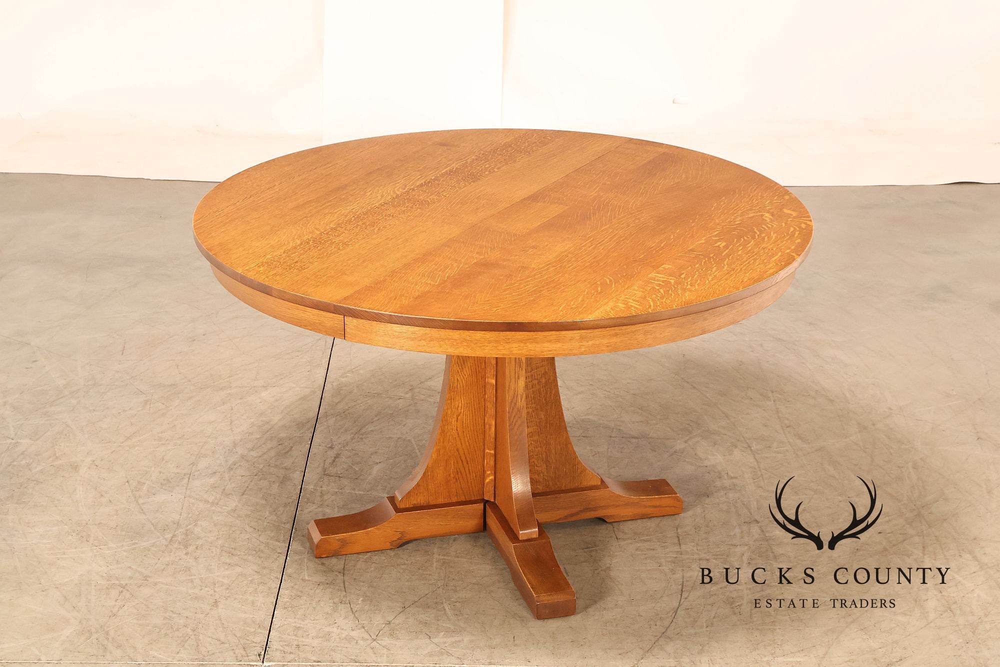 Stickley Mission Collection Round Oak Extension Dining Table With 3 Leaves In 35 Fayetteville Finish