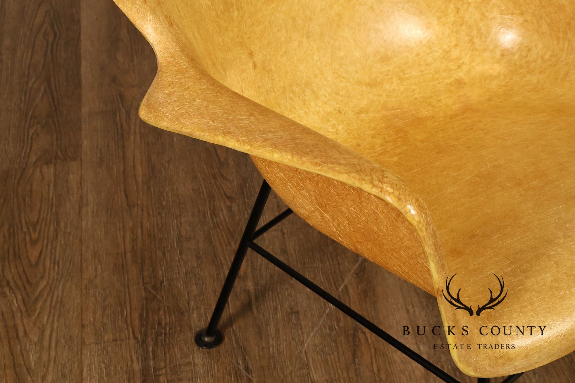 Selig Mid Century Modern 'Peabody' Fiberglass Armchair
