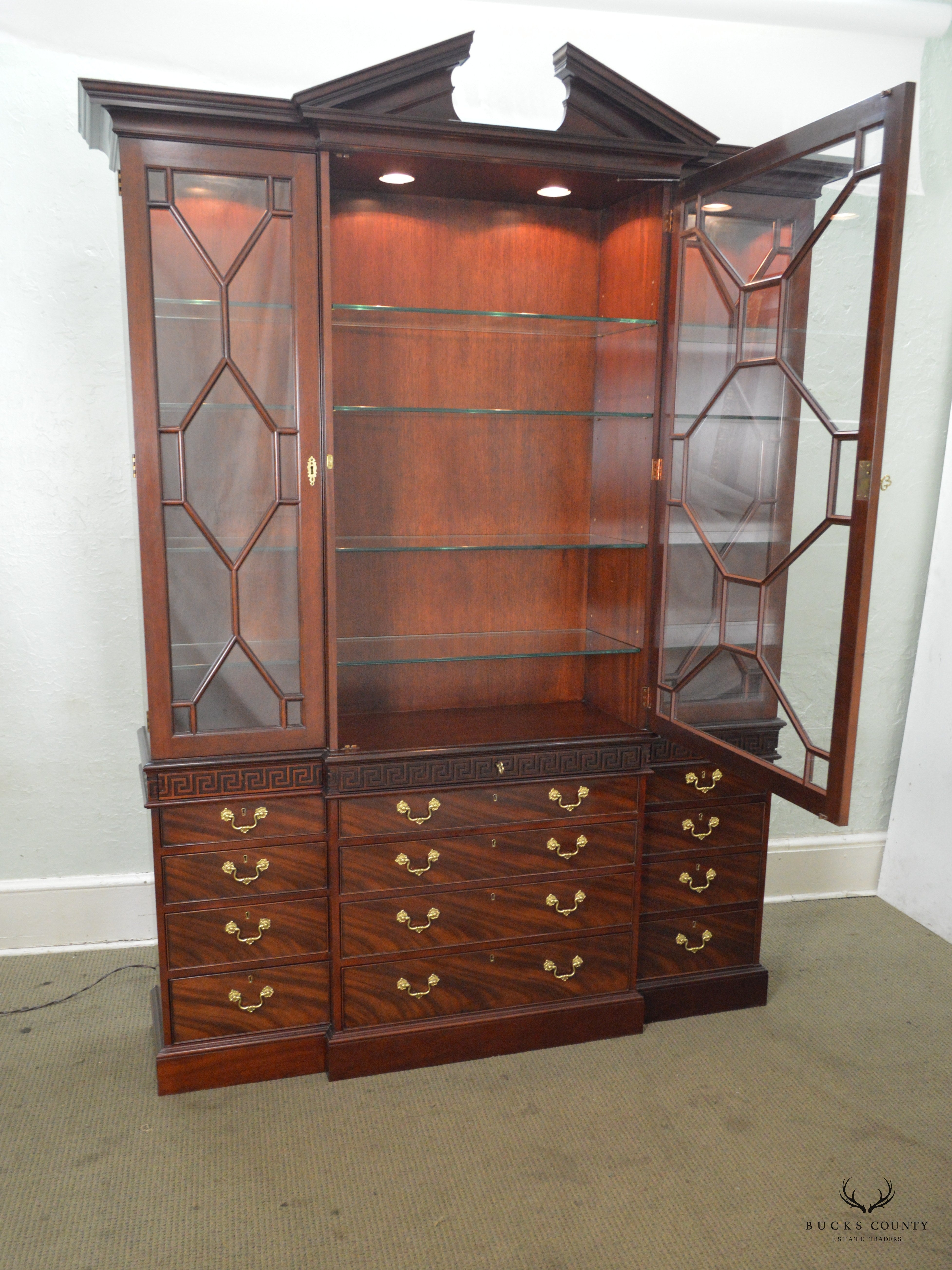 Baker Colonial Williamsburg Collection Large Mahogany Chippendale Breakfront