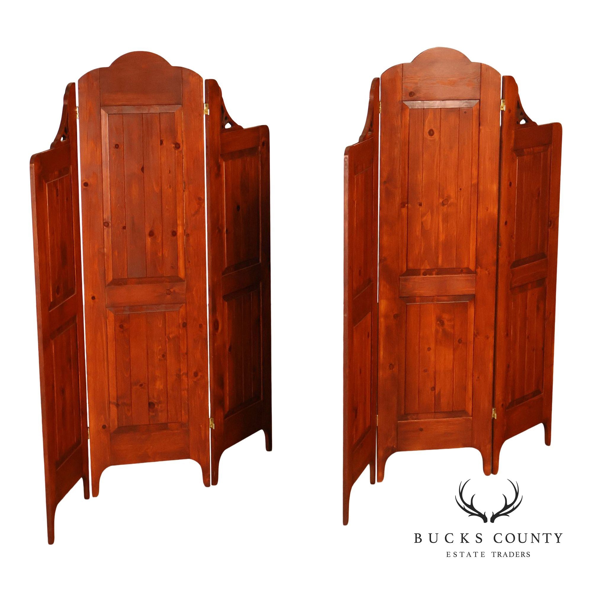 Rustic Colonial Style Pair of Pine Folding Dressing Screens