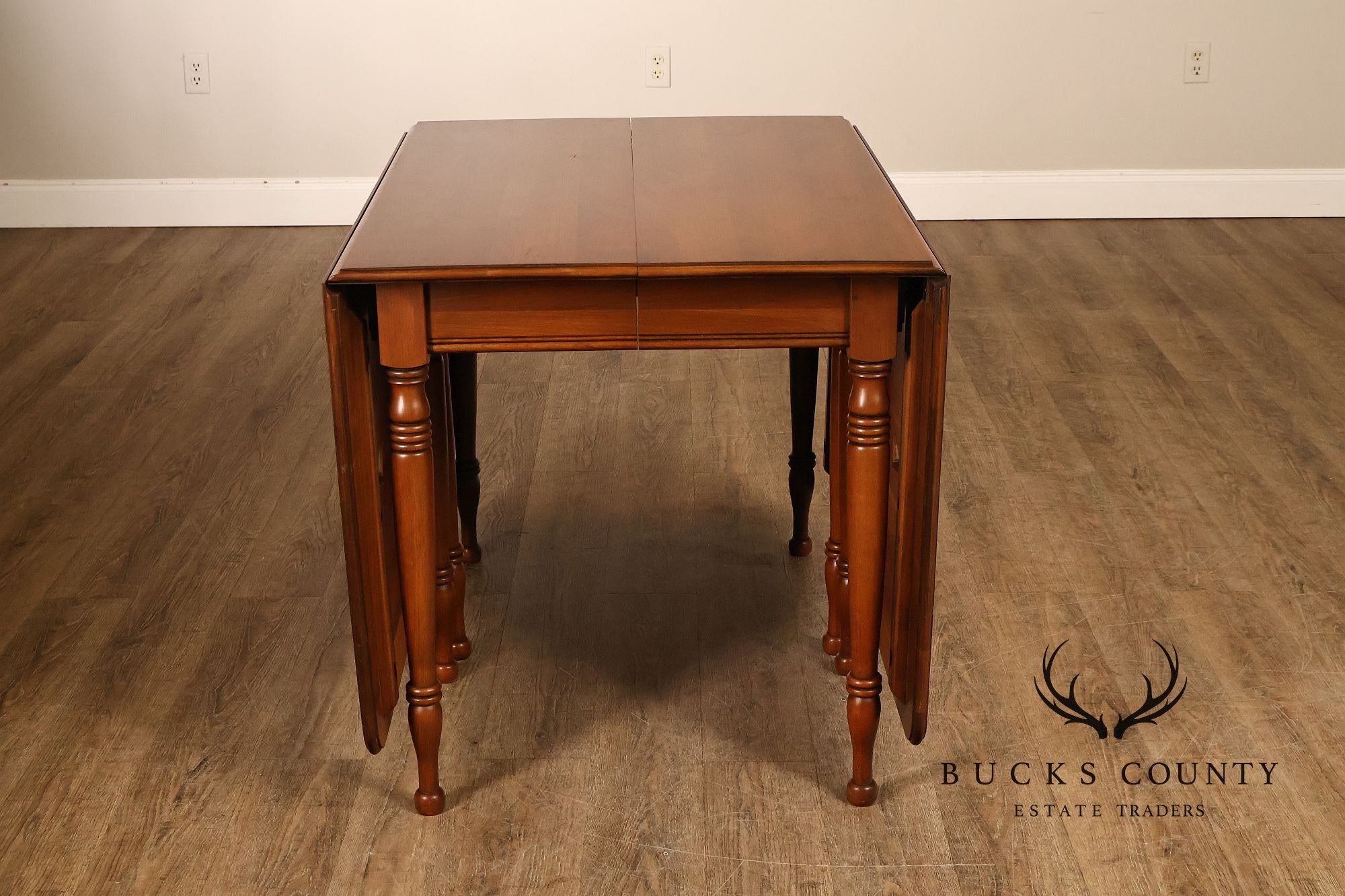 Pennsylvania House Cherry Drop Leaf Dining Table With Leaves