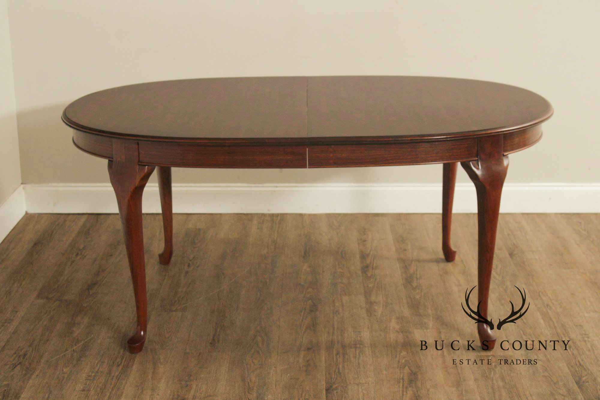 Pennsylvania House Queen Anne Style Cherry Expandable Dining Table