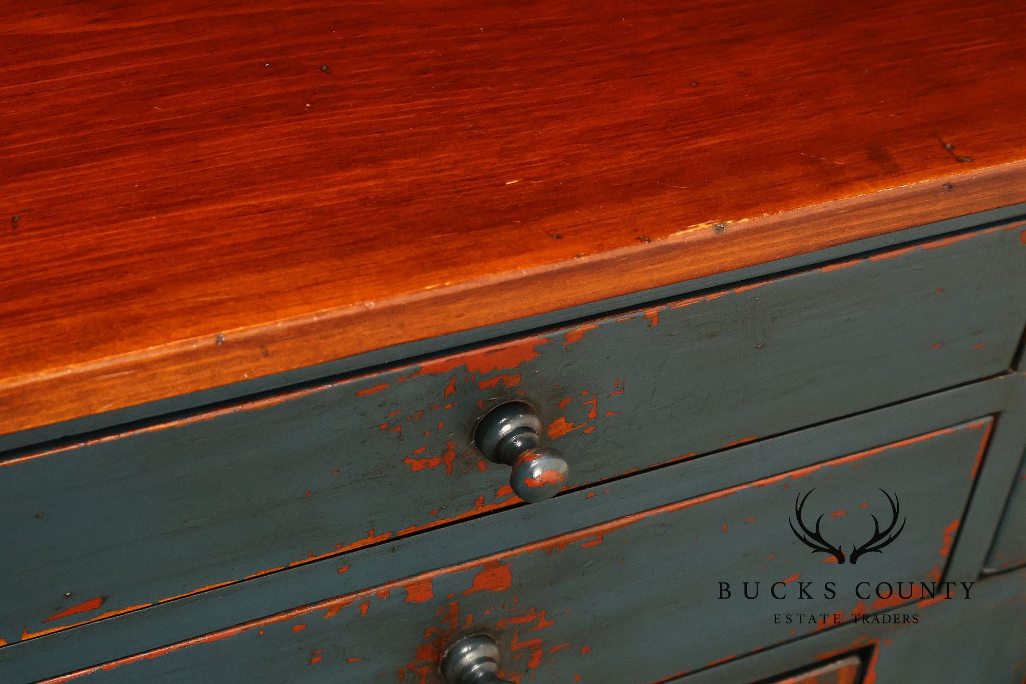 Vintage Farmhouse Style Distress Painted Pine Sideboard with Hutch Top