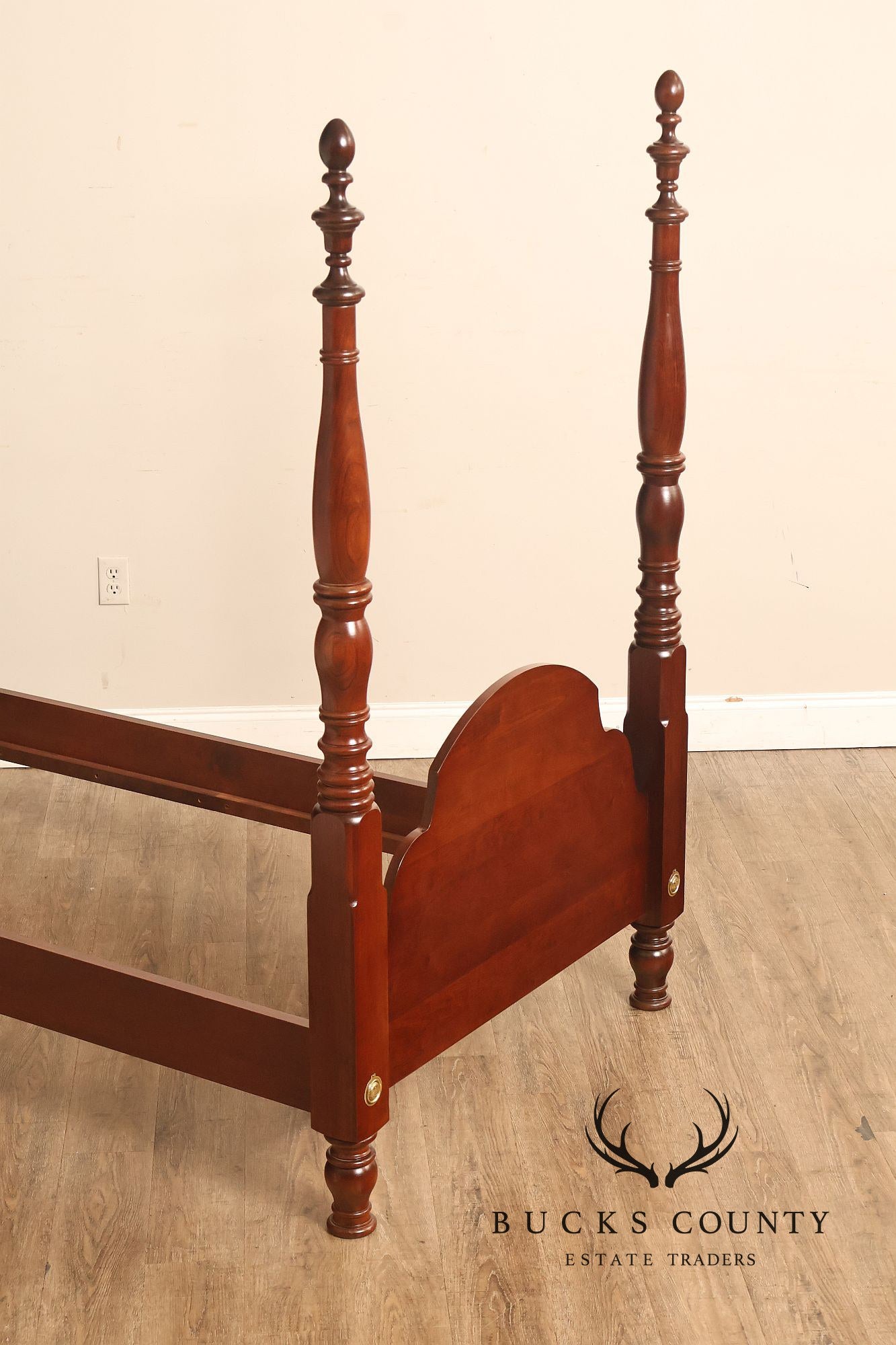 Pair Of Traditional Cherry Wood Twin Poster Beds