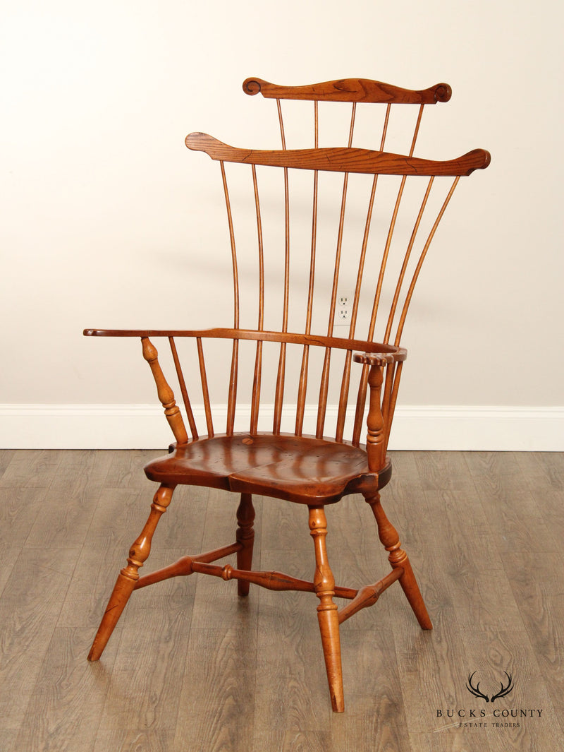 Reproduction Philadelphia Windsor Comb Back Arm Chair