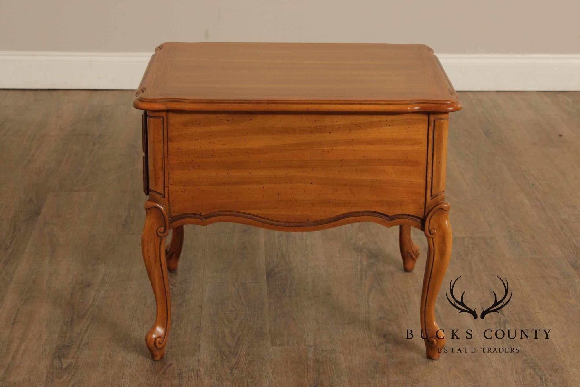 American Of Martinsville French Provincial Style Vintage Fruitwood End Table