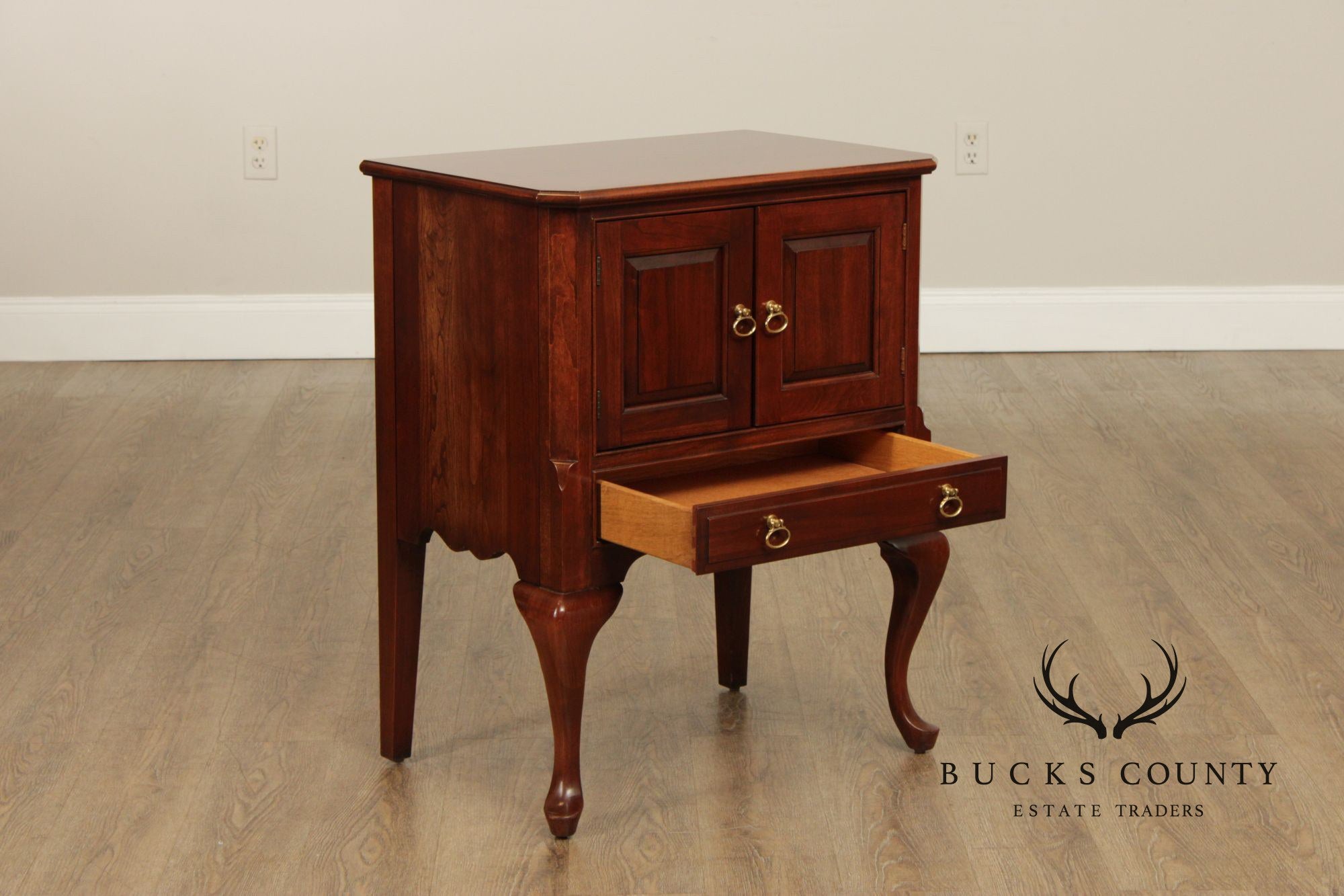 Pennsylvania House Queen Anne Style Pair of Cherry Door Nightstands