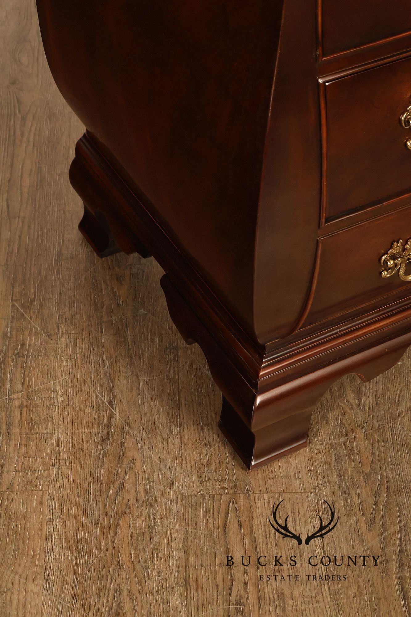 Henredon Chinese Chippendale Style Pair of Mahogany Bombe Chests