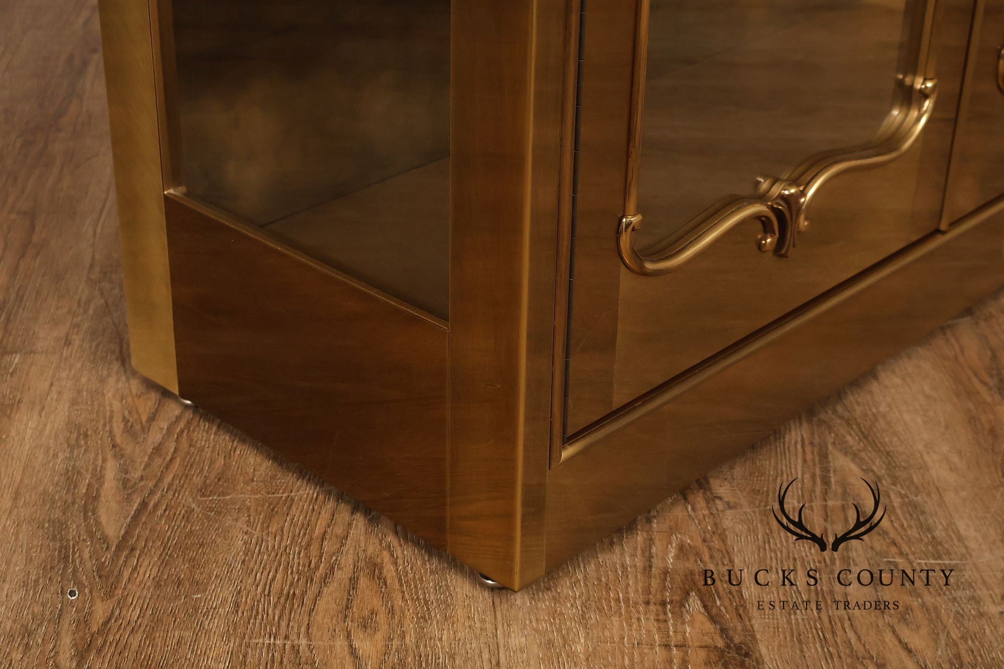 Mastercraft Mid Century Modern Brass And Glass Display Cabinet