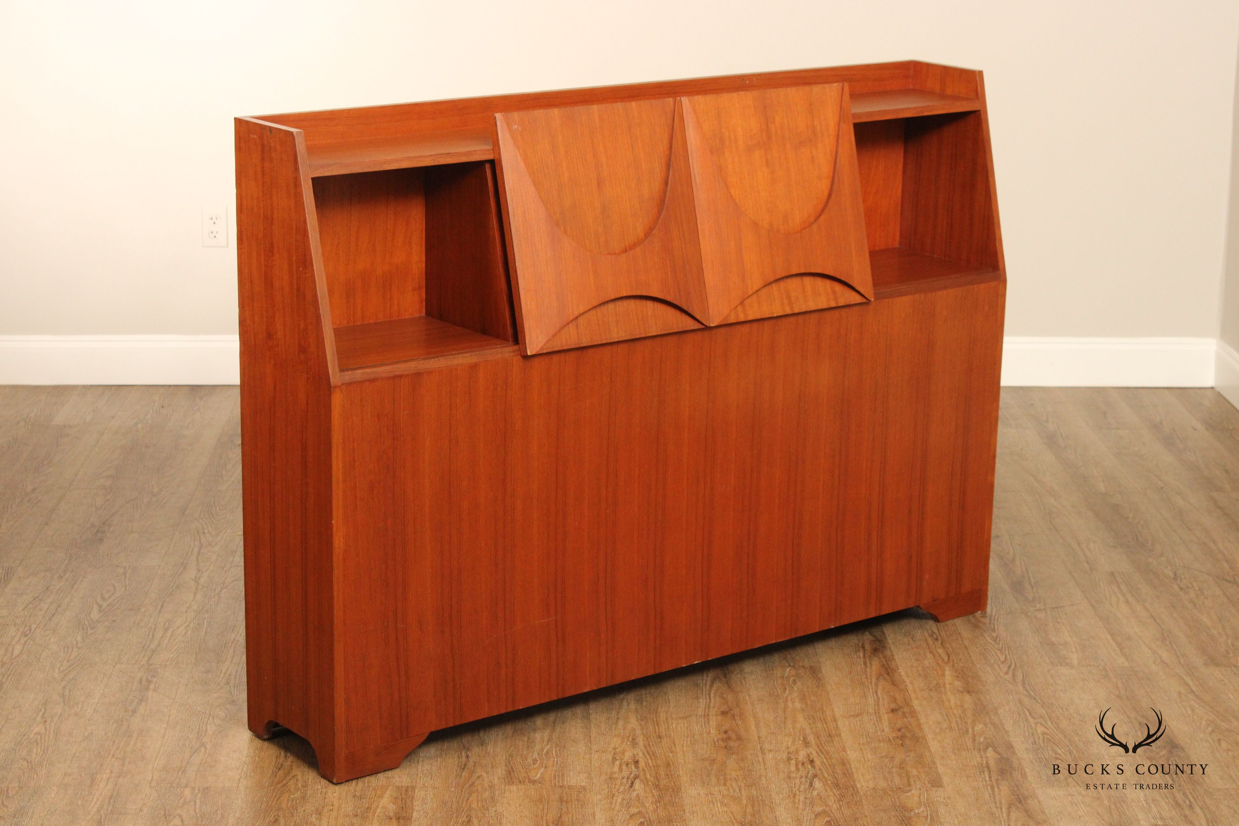 Broyhill 'Brasilia' Mid Century Modern Queen Headboard