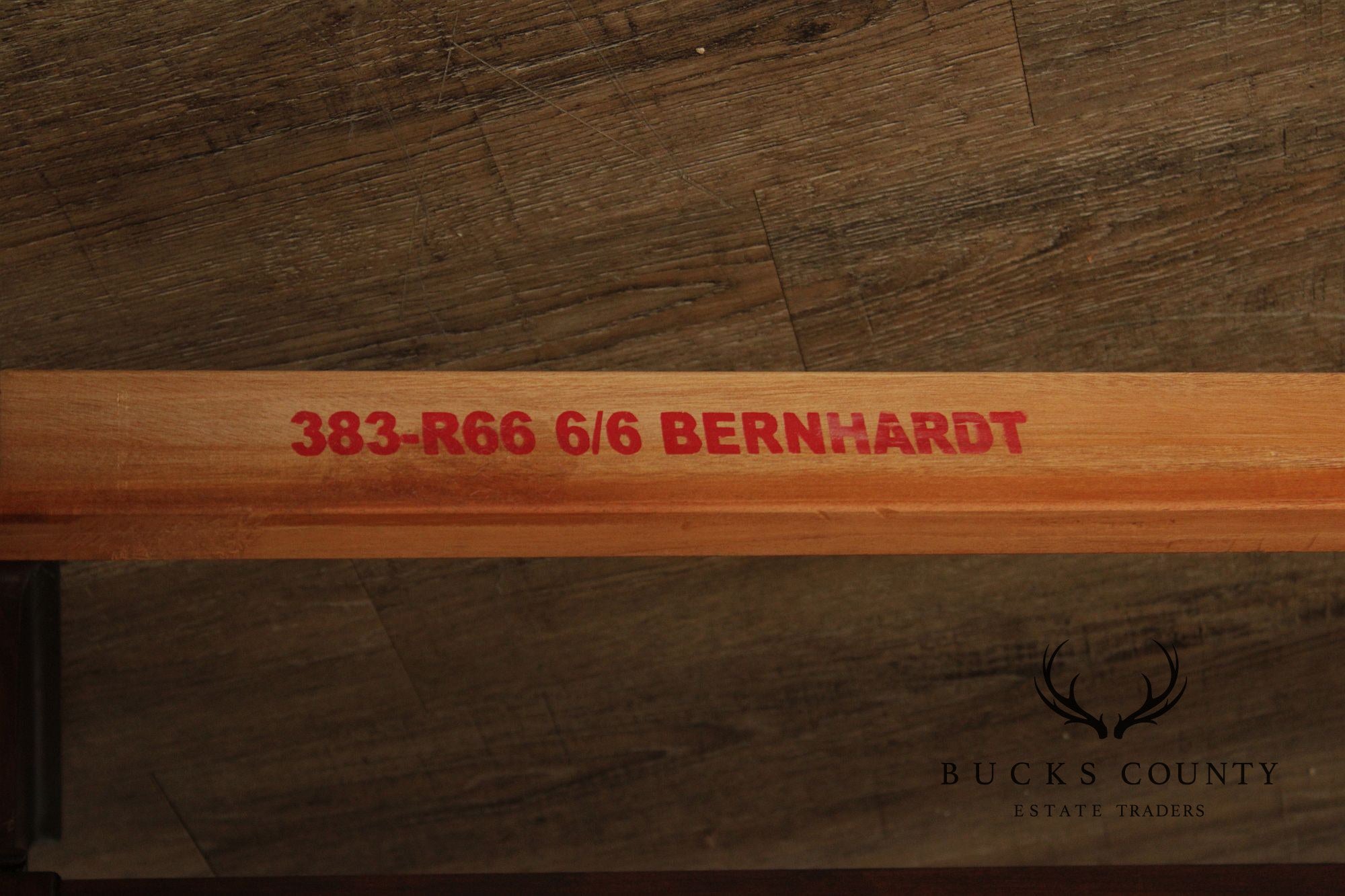 Bernhardt Traditional King Size Sleigh Bed