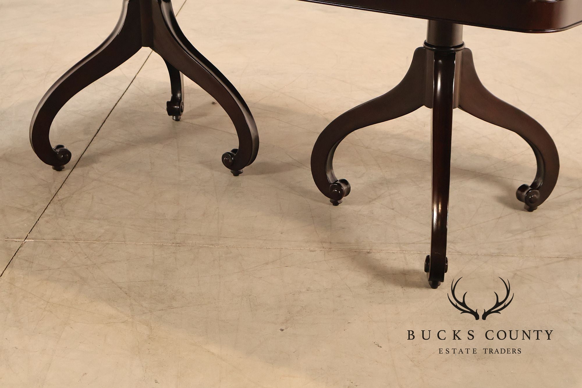 Thomasville Transitional Style Double Pedestal Mahogany Dining Table