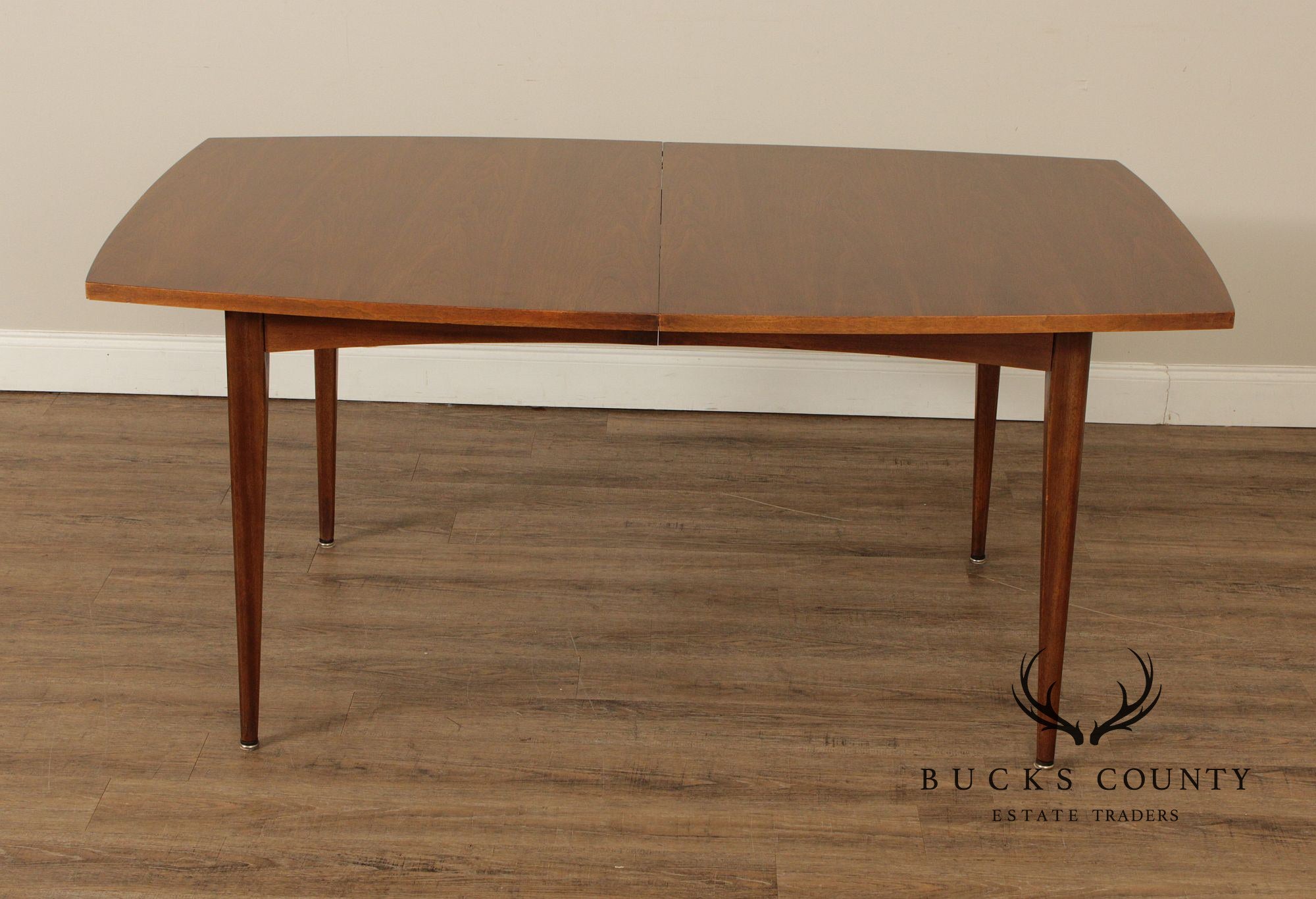 Broyhill Emphasis Mid Century Modern Walnut Expandable Dining Table