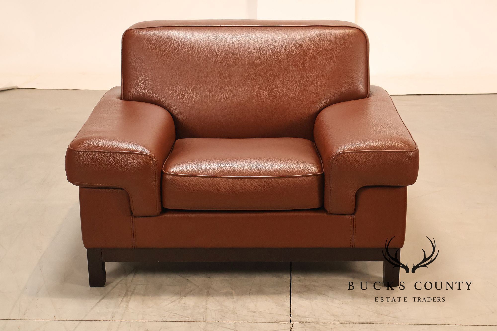Formenti Pair of Italian Leather Lounge Chairs