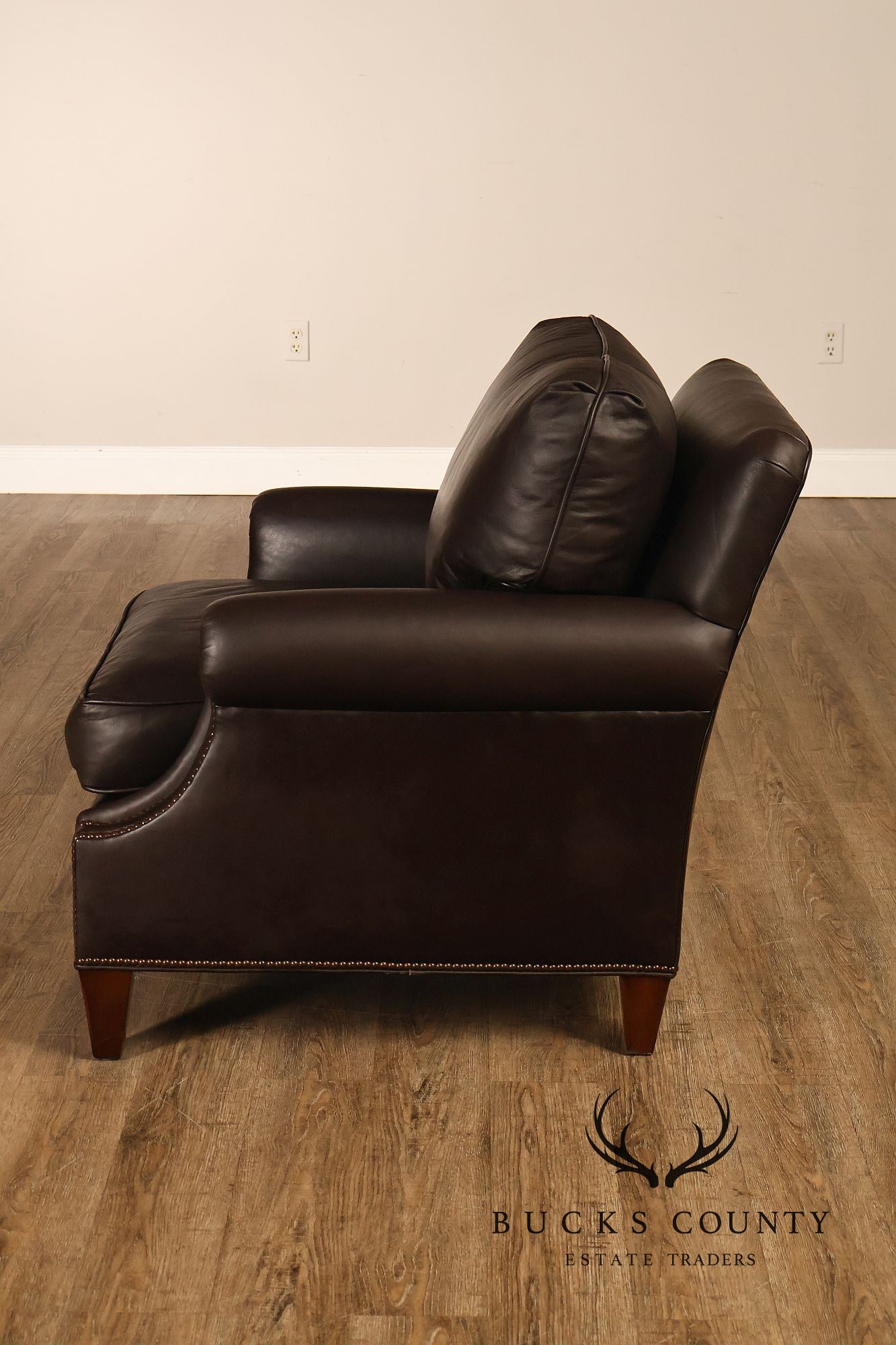 Baker Furniture Pair of Leather Club Chairs