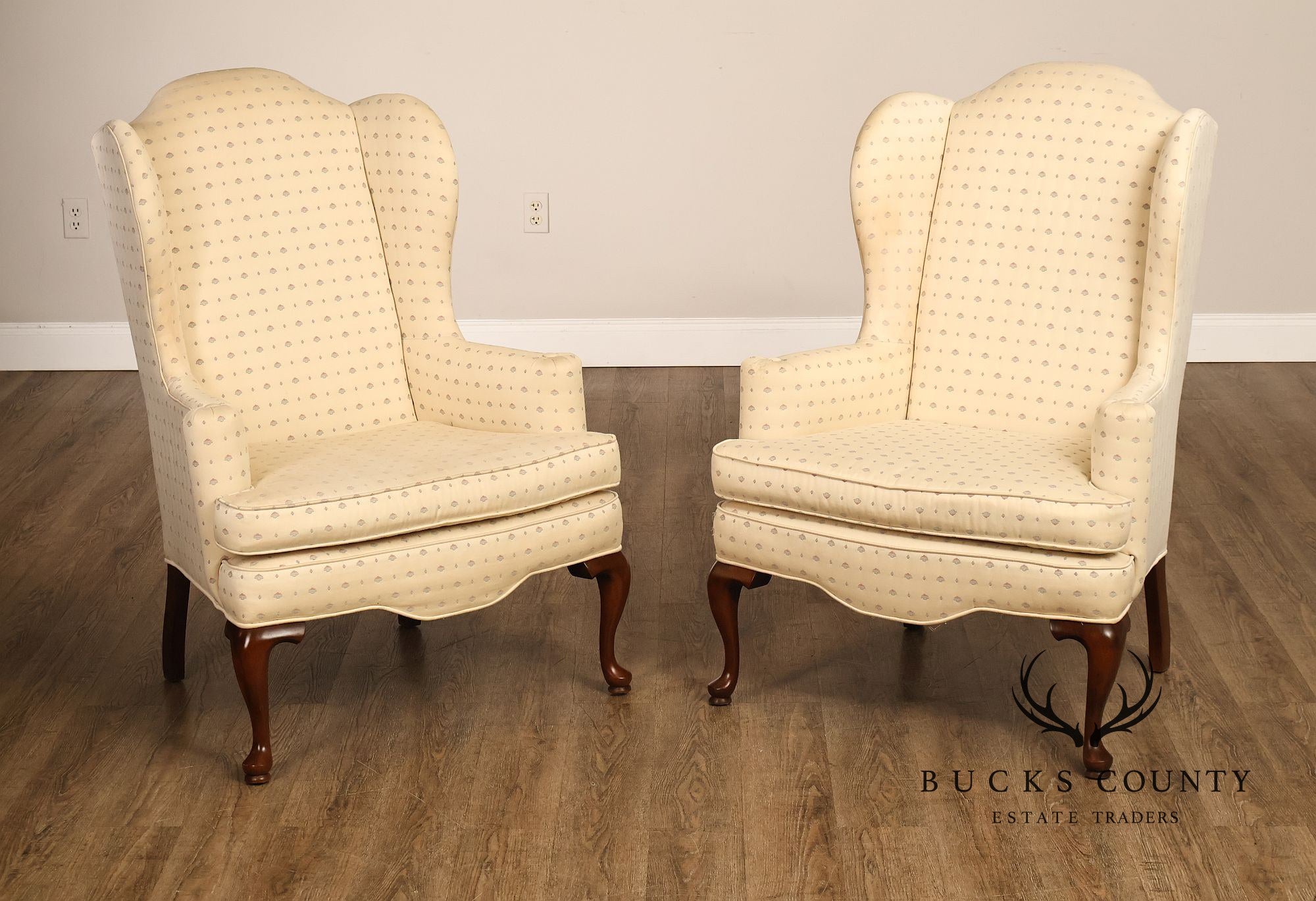 Ethan Allen Queen Anne Style Vintage Pair of Wing Chairs