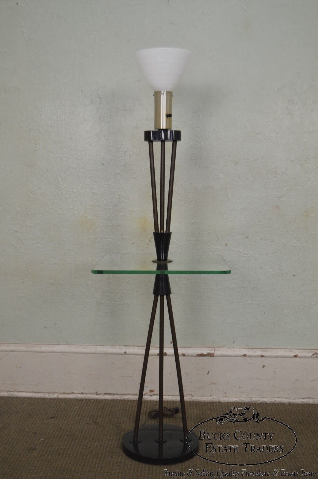 Gerald Thurston Attributed Mid Century Modern Black & Brass Floor Lamp