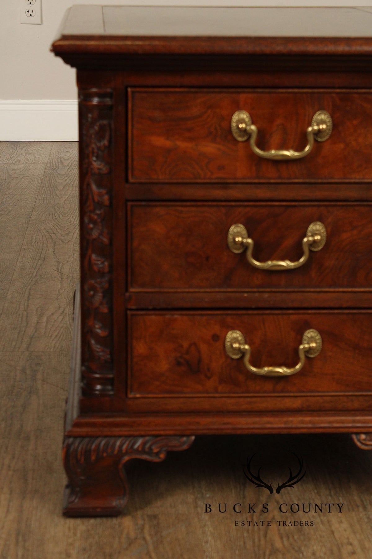 Hekman Georgian Style Leather Top Burlwood Side Table
