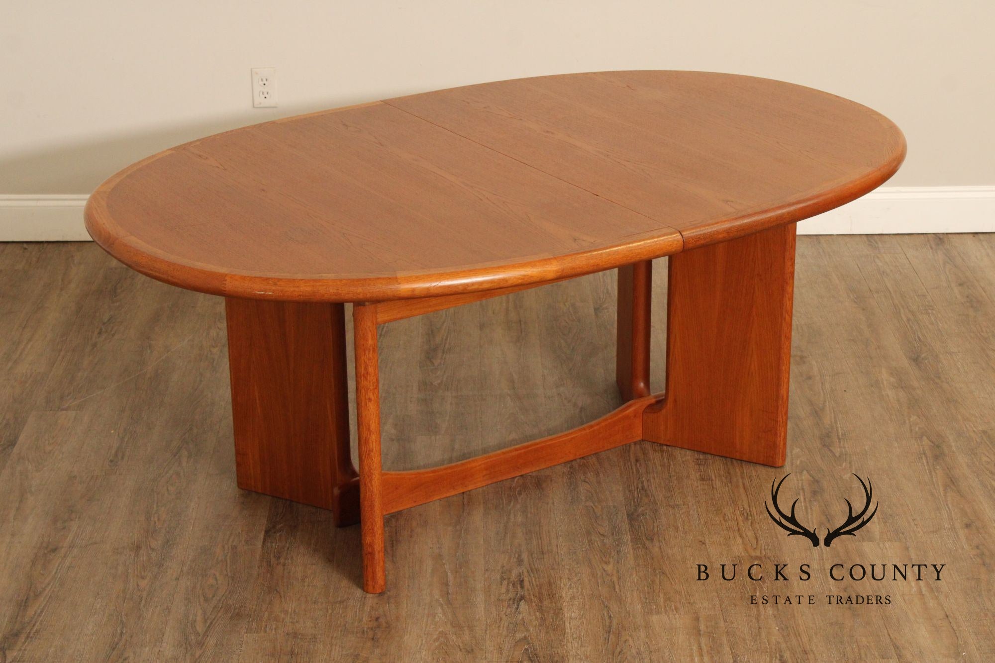 Ansager Møbler Danish Modern Teak Expandable Oval Top Dining Table