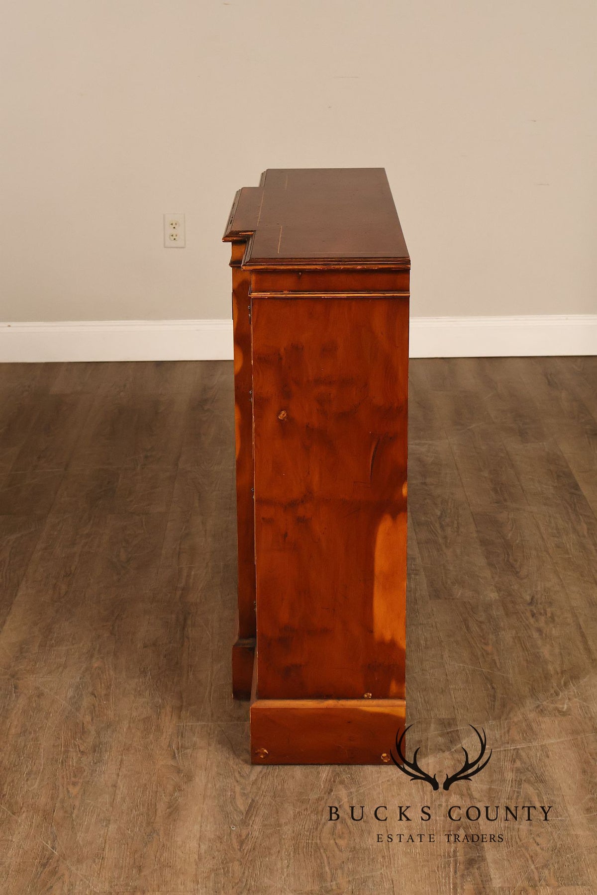 Narrow English Georgian Style Eight-Drawer Buffet Sideboard Credenza