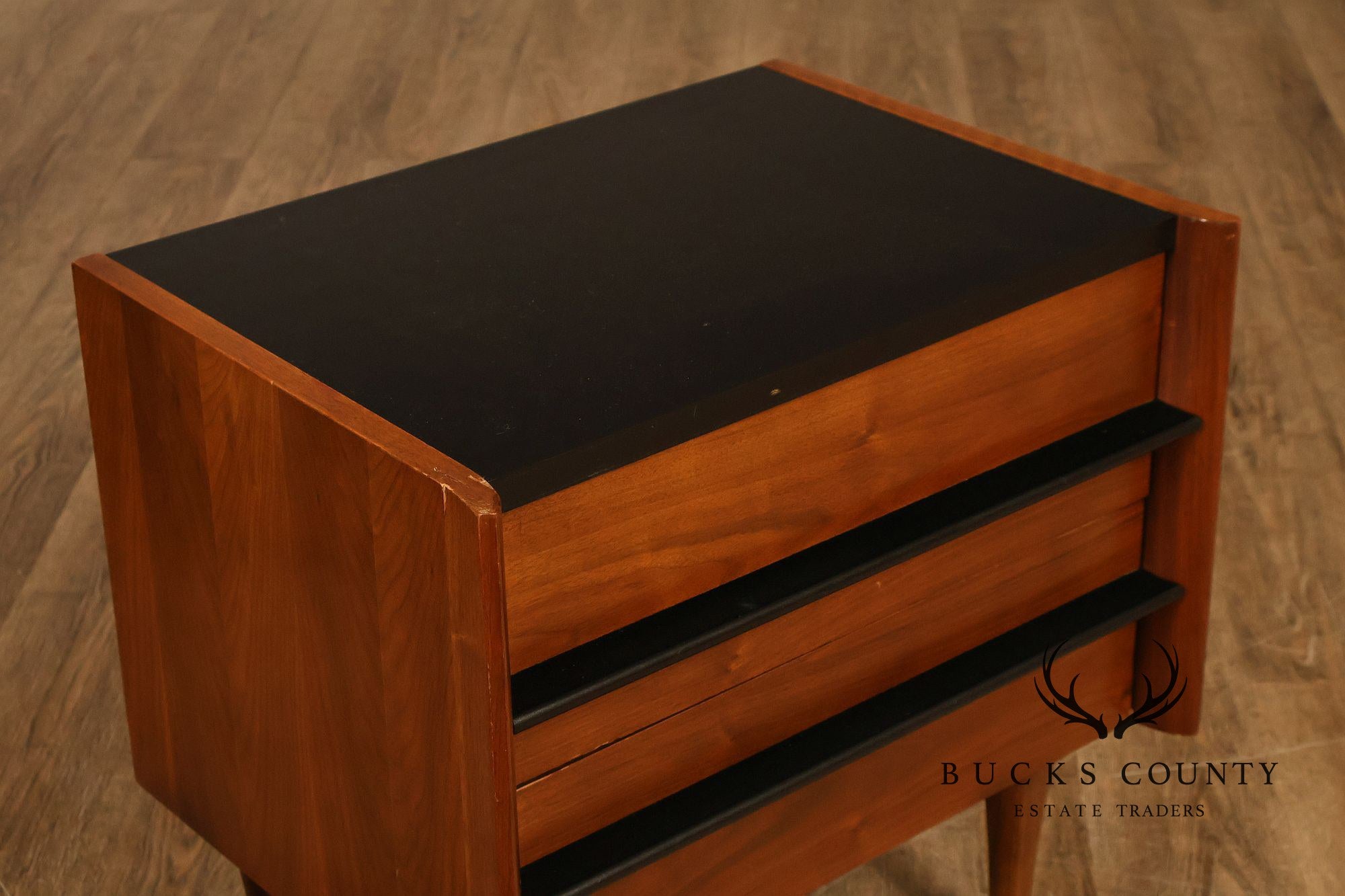 American of Martinsville Mid Century Modern Pair of Nightstands