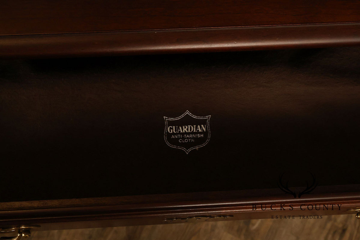 Thomasville 'Collectors Cherry' Georgian Style Sideboard